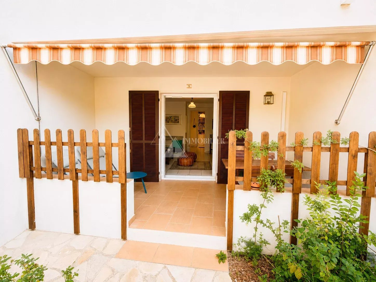 Agence immobilière de 