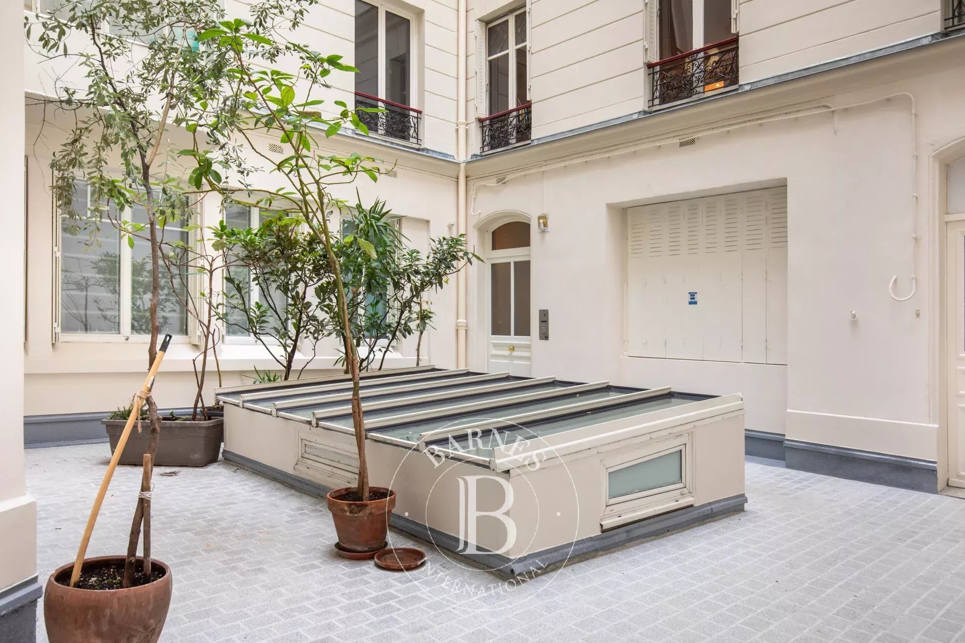 Daire Paris 9ème - picture 11