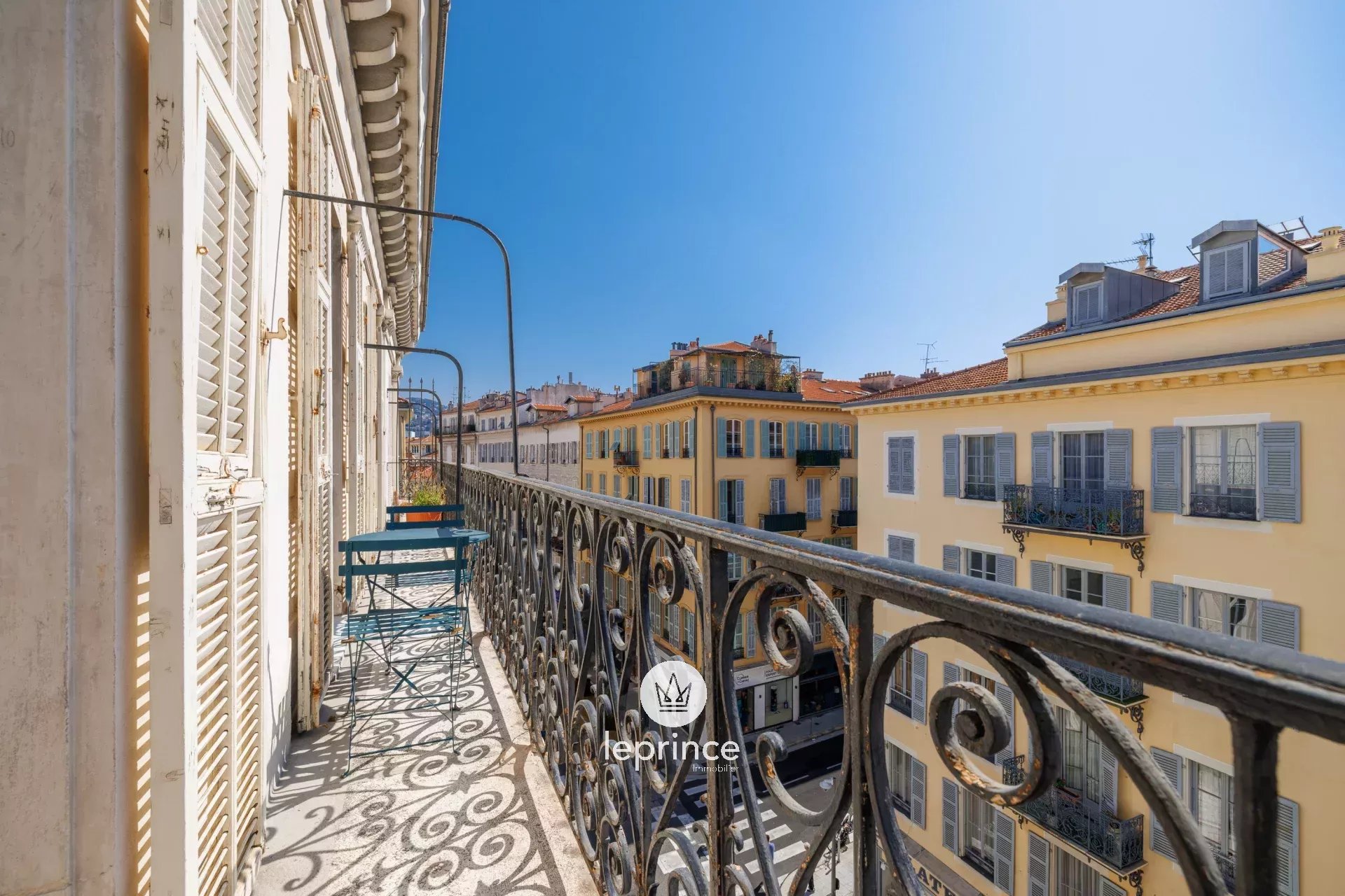 Nice Wilson : 2 Pièces - DERNIER ETAGE - Balcon