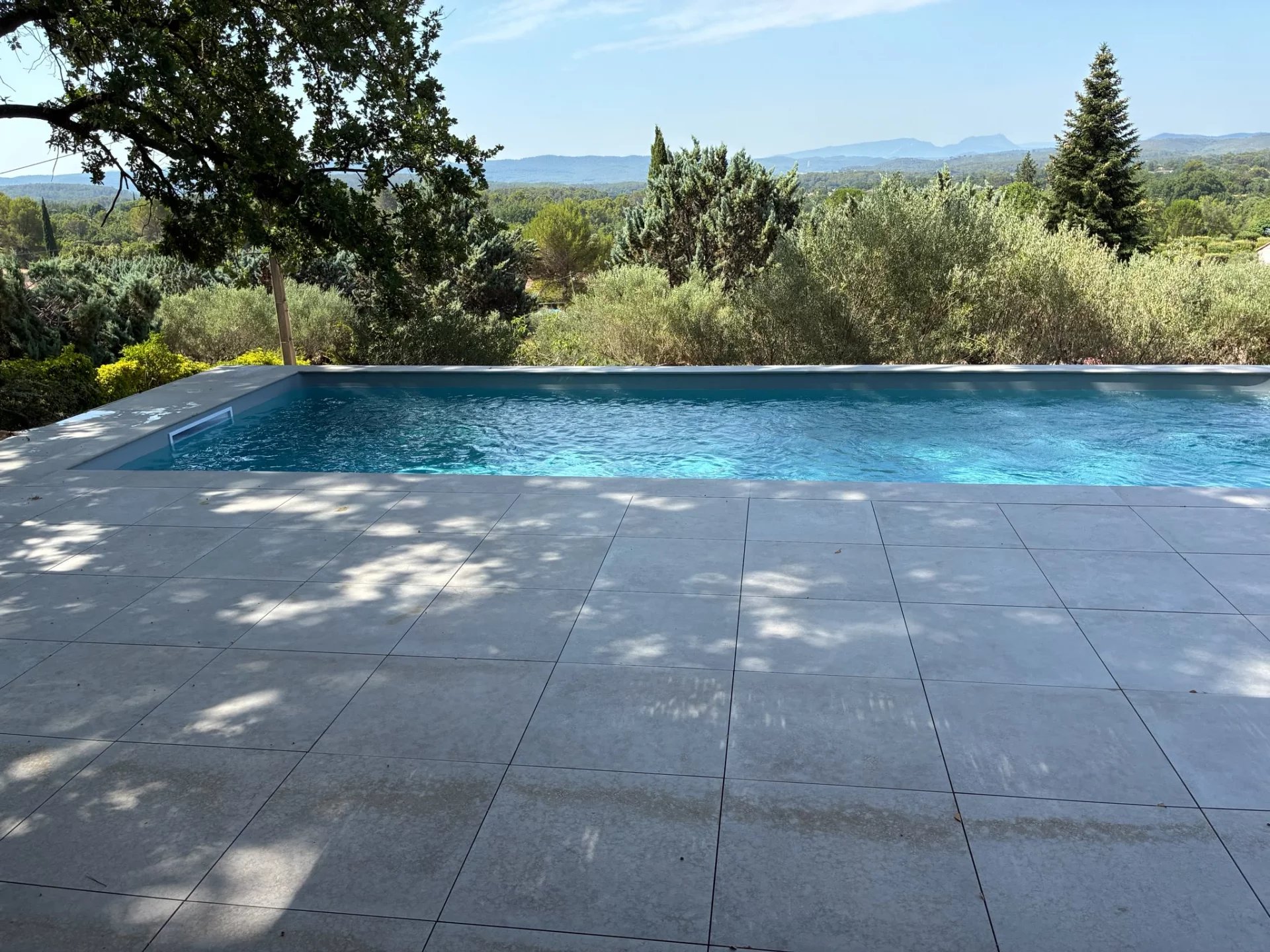 Wonderful property 3 beds pool views COTIGNAC