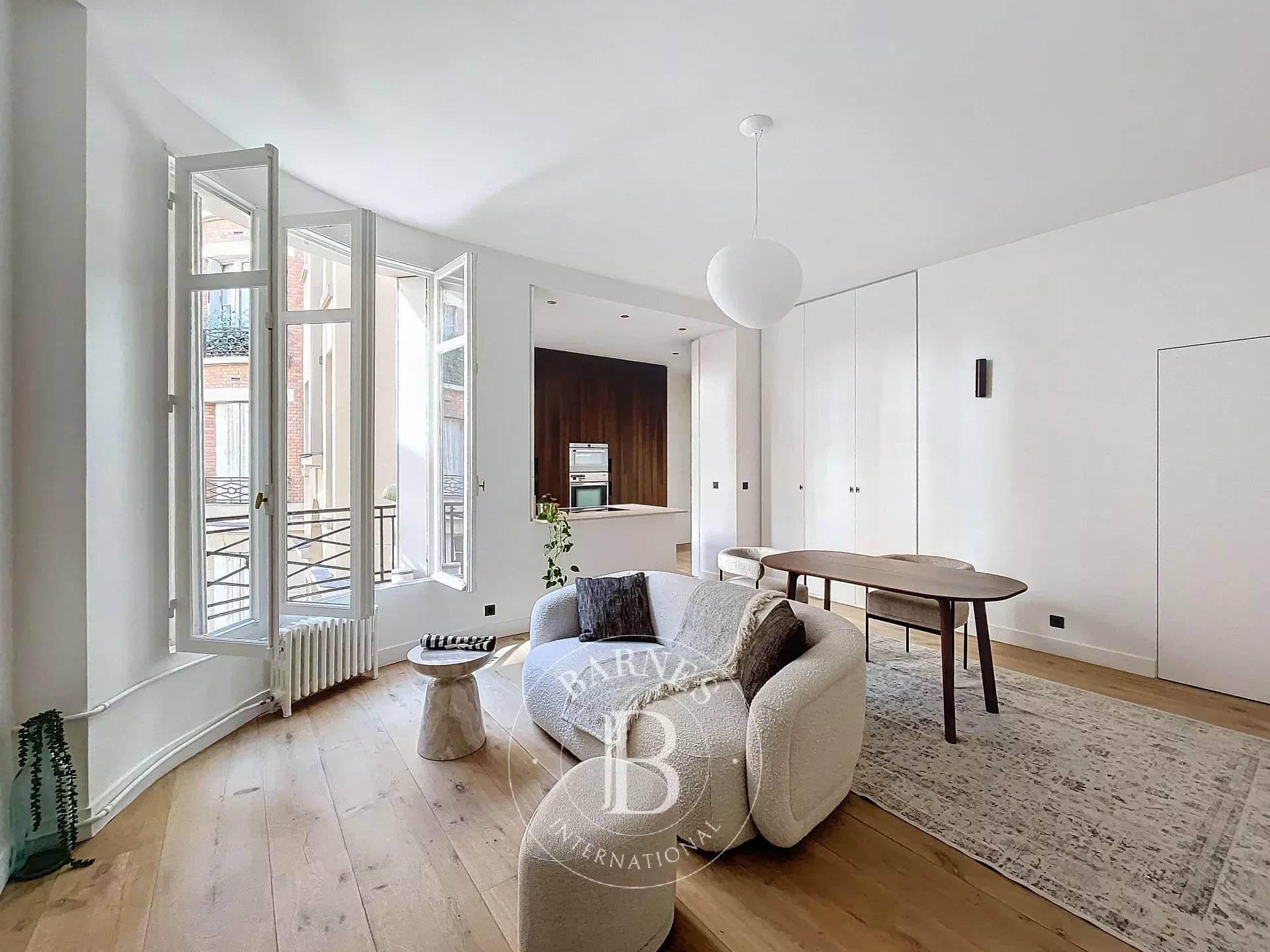 Appartement Paris 75007  -  ref 85243373 (picture 1)