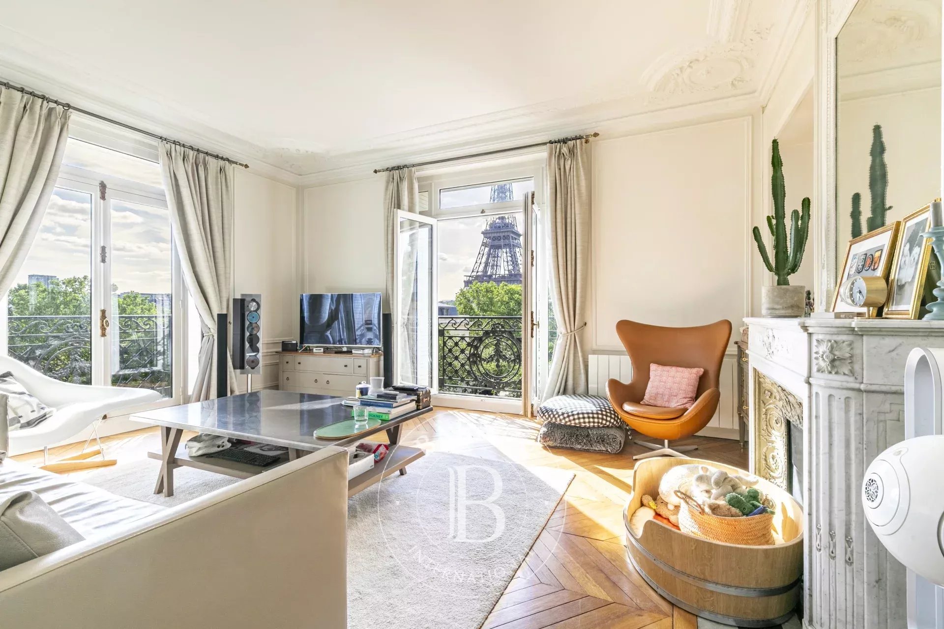 Appartement Paris 75007  -  ref 87100683 (picture 2)