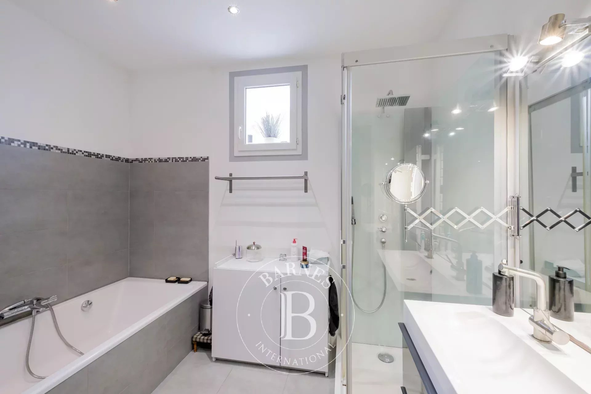 Ev Bordeaux - picture 6