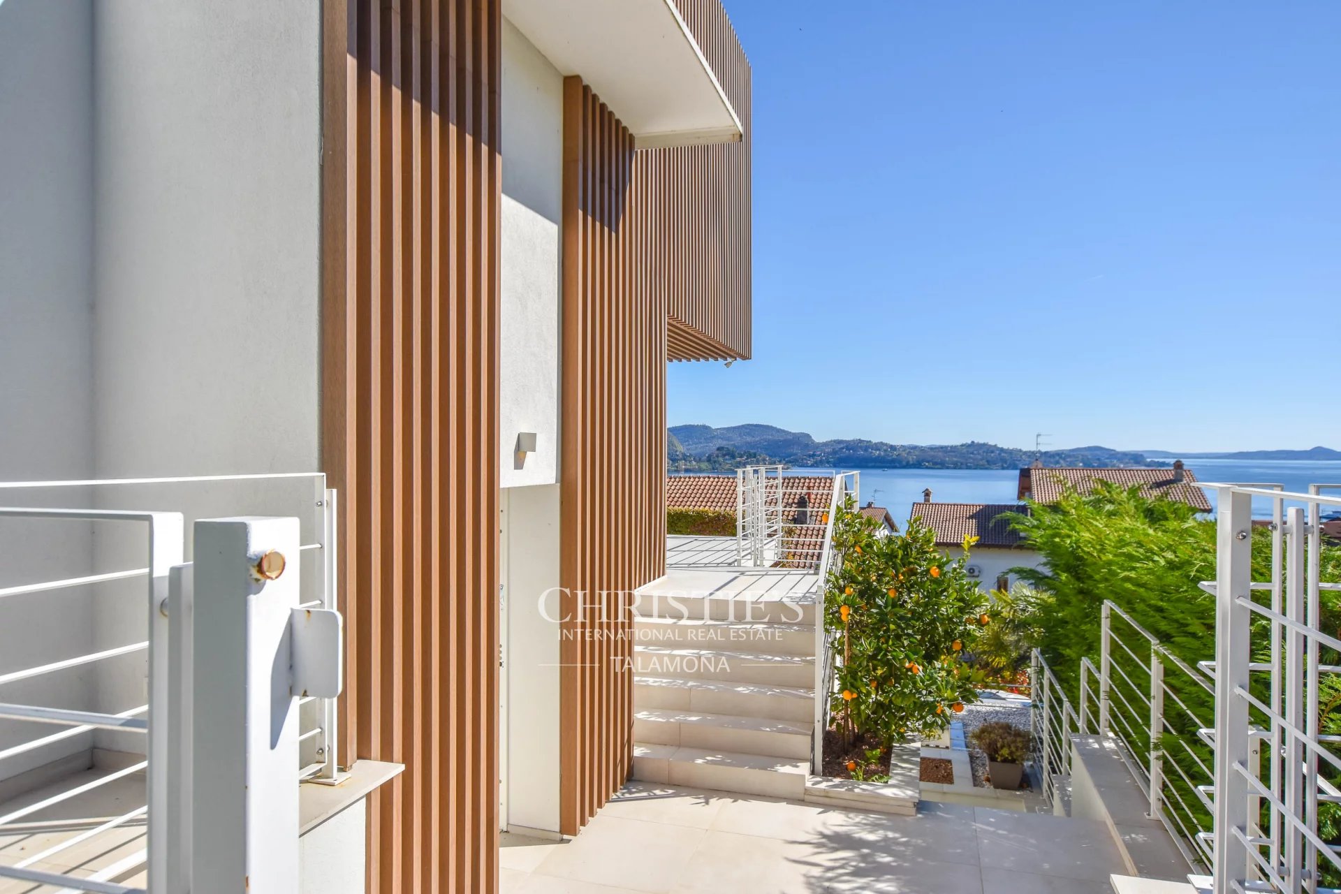 3 Bedroom Villa/Townhouse's Image 61