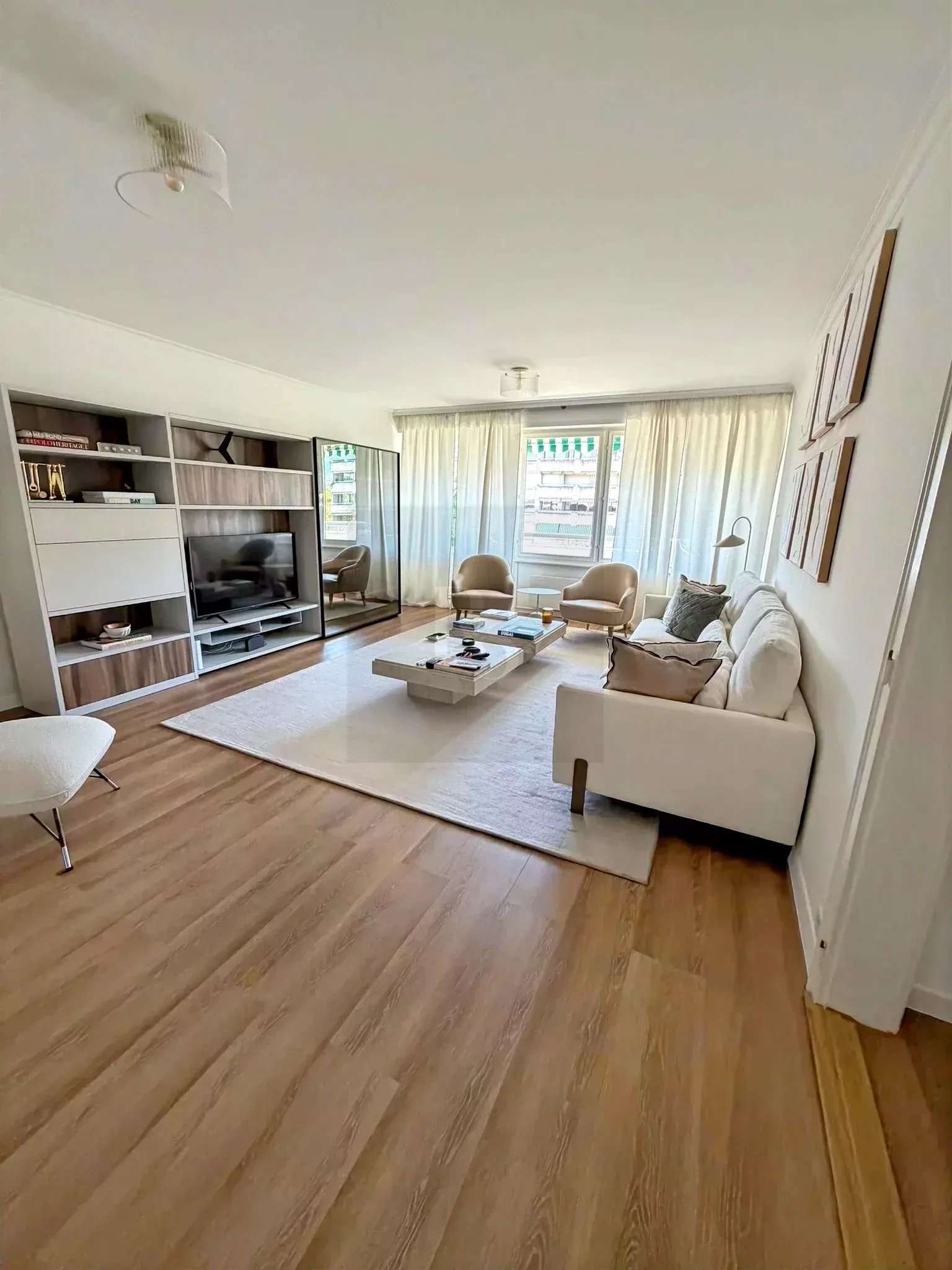 Beautiful apartment in Florissant — photo 1