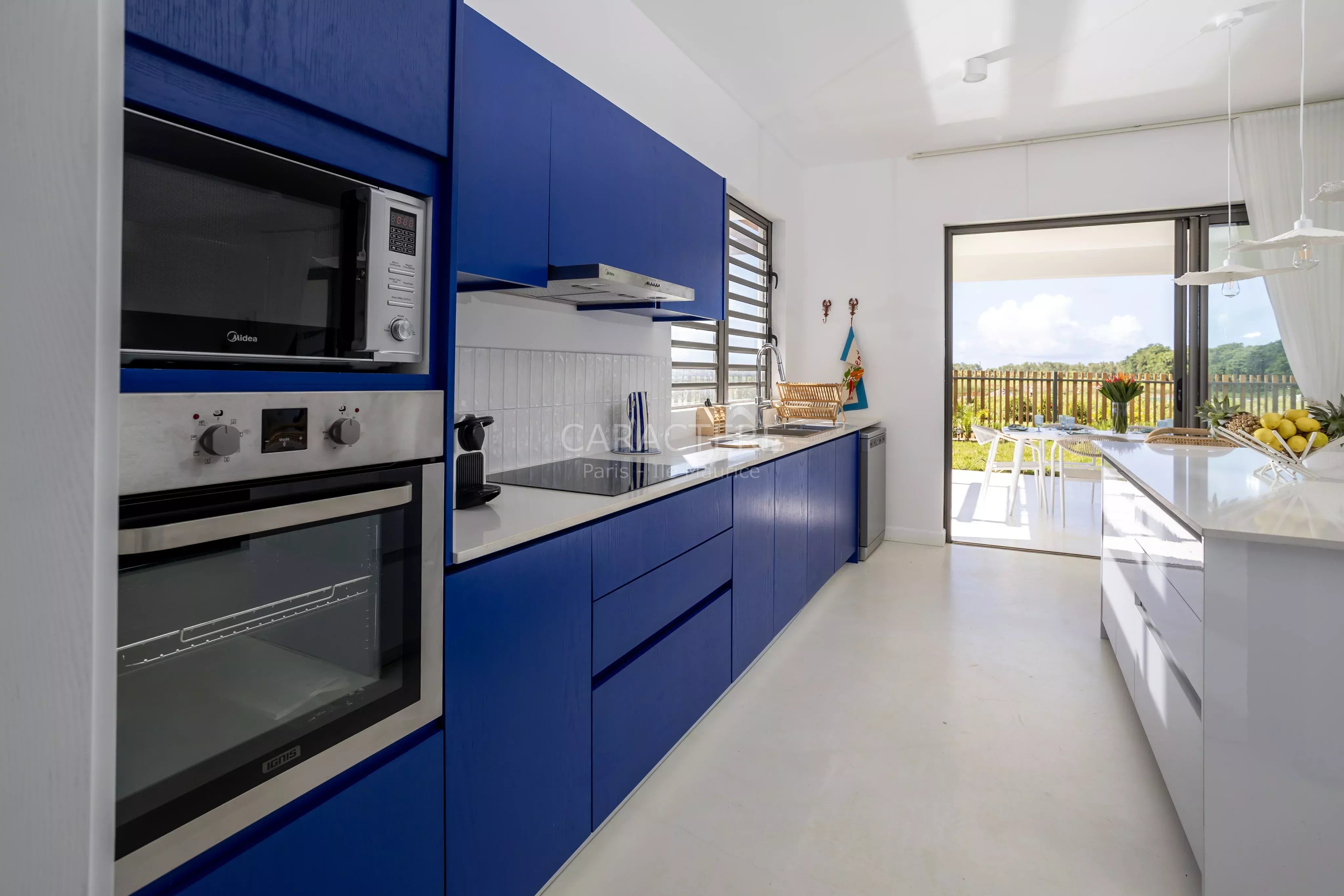 Villa contemporaine meublée à Azuri
