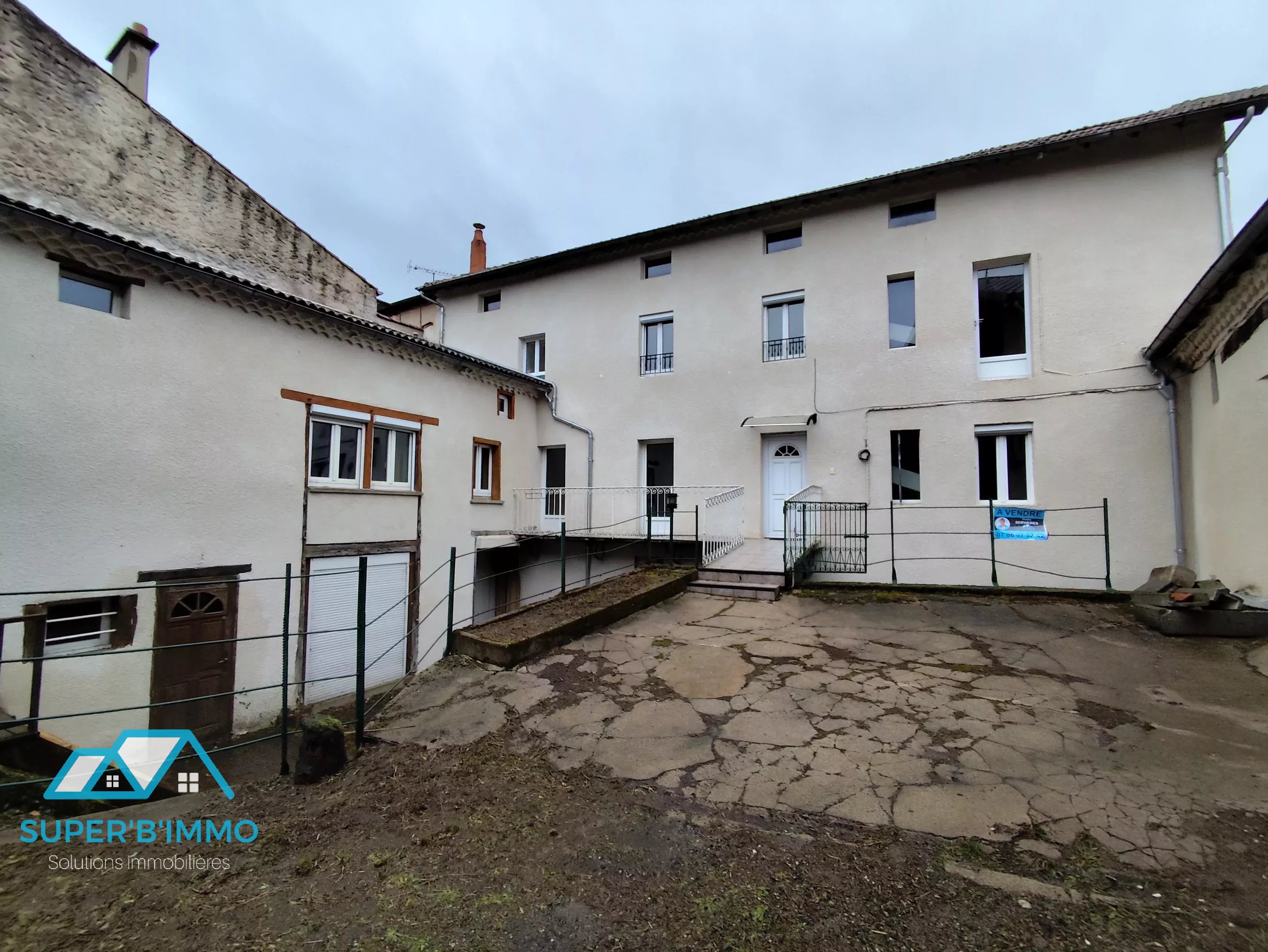 Agence immobilière de 