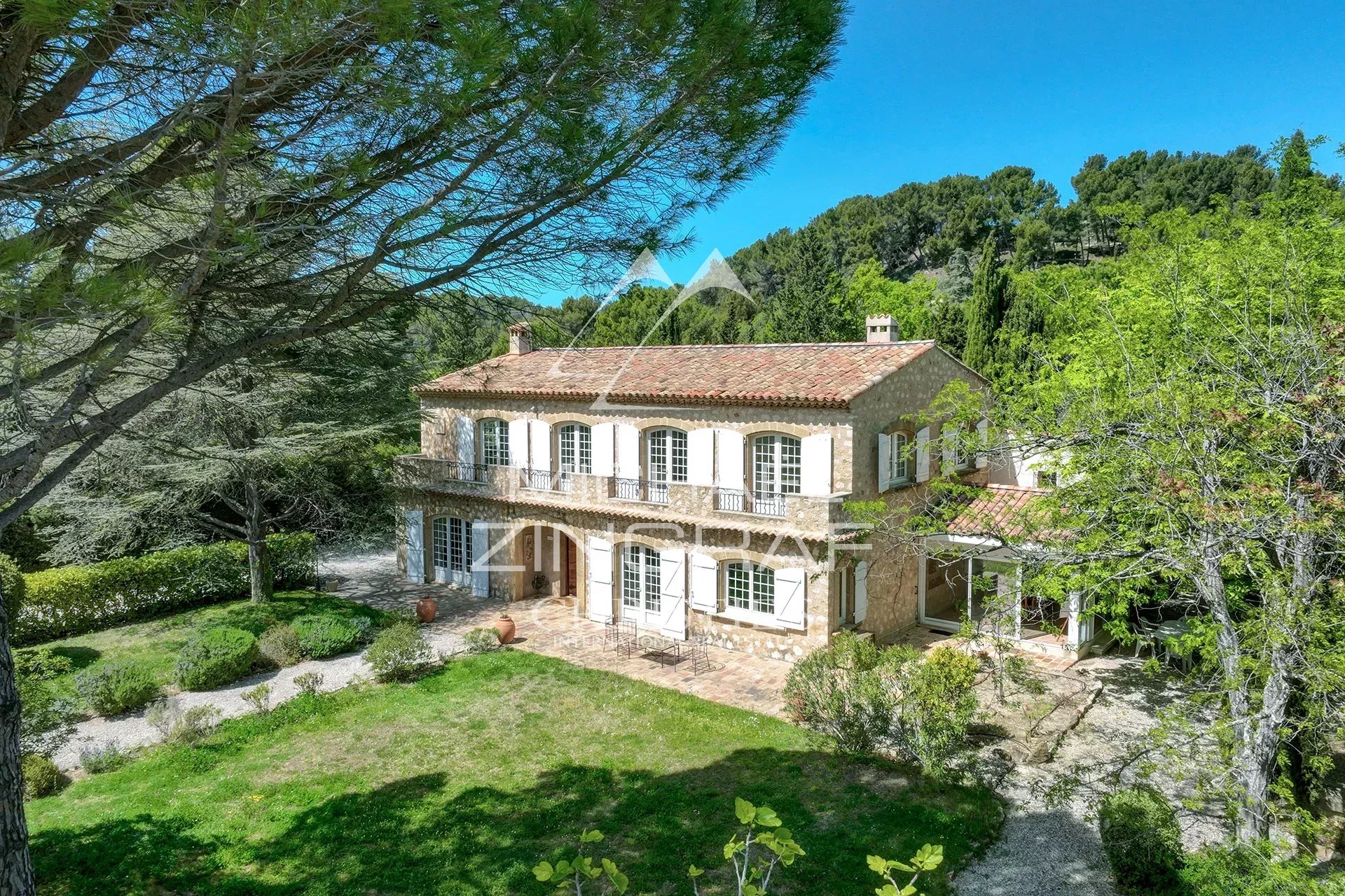 4 Bedroom Villa/Townhouse's Image 10