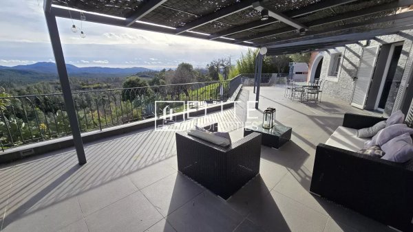 Tanneron villa with pool and absolute peace in forest — photo 3