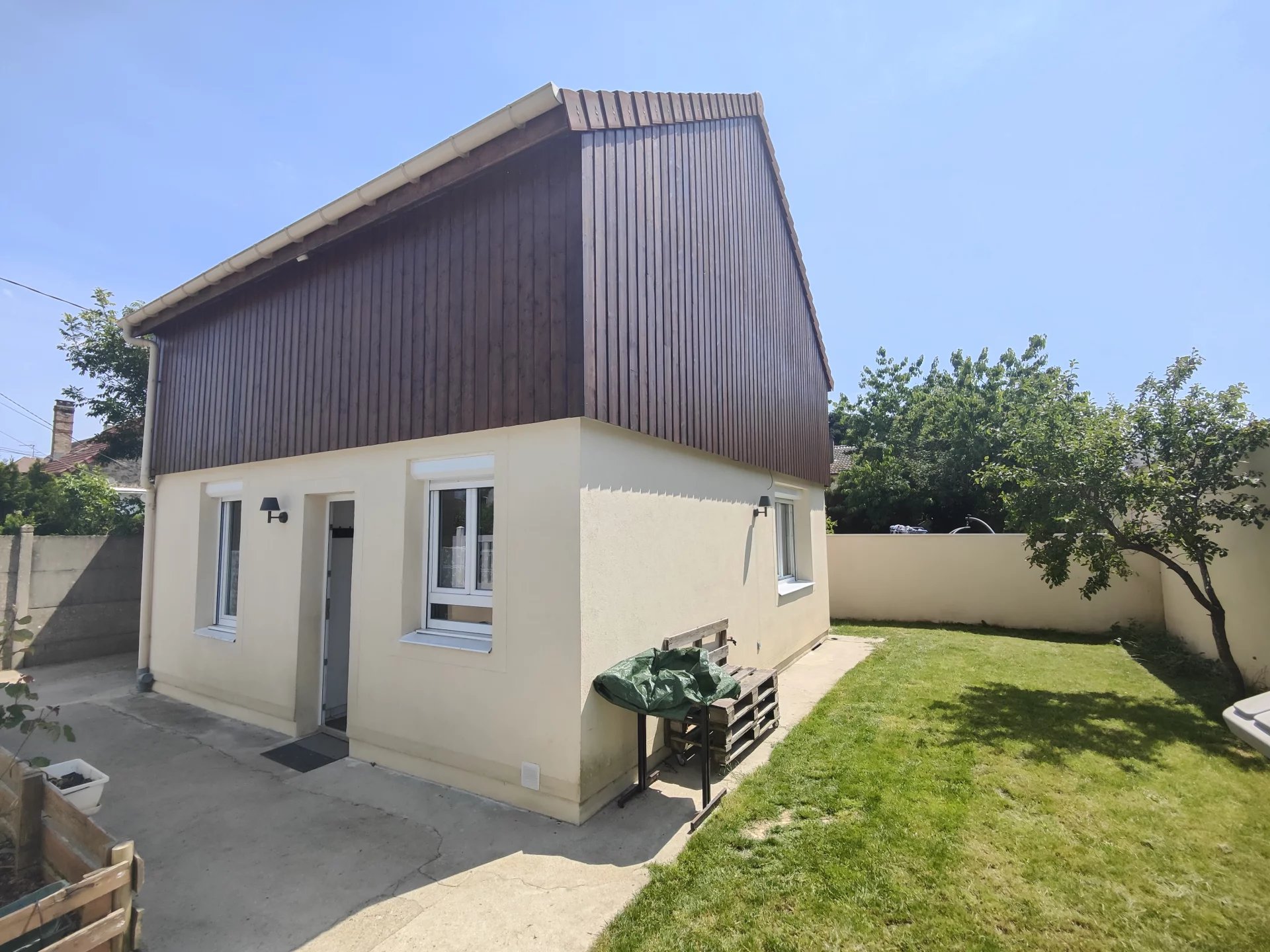 MAISON INDIVIDUELLE - 3 CHAMBRES - DPE C