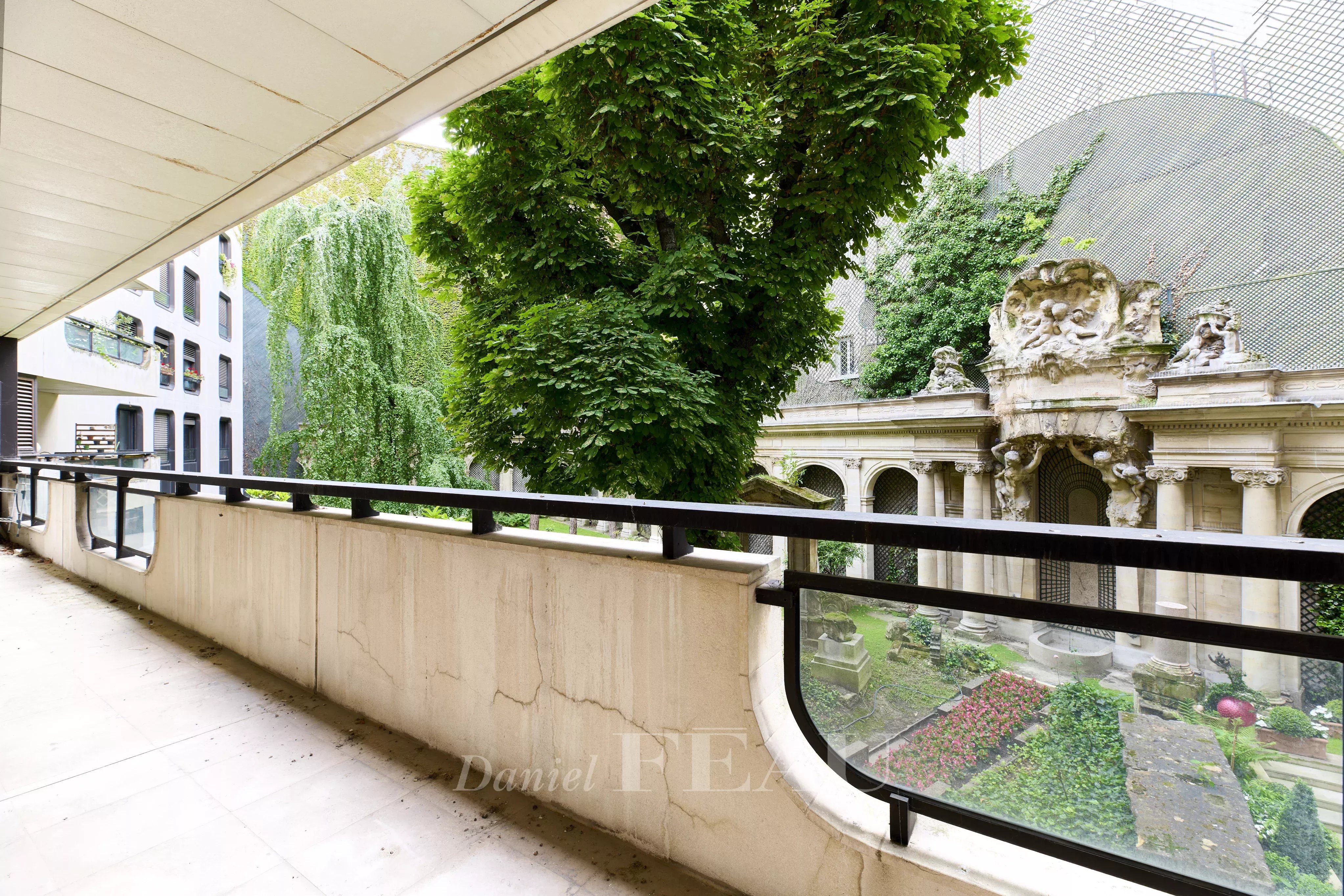 Terrasse sur jardin exposée Nord Ouest