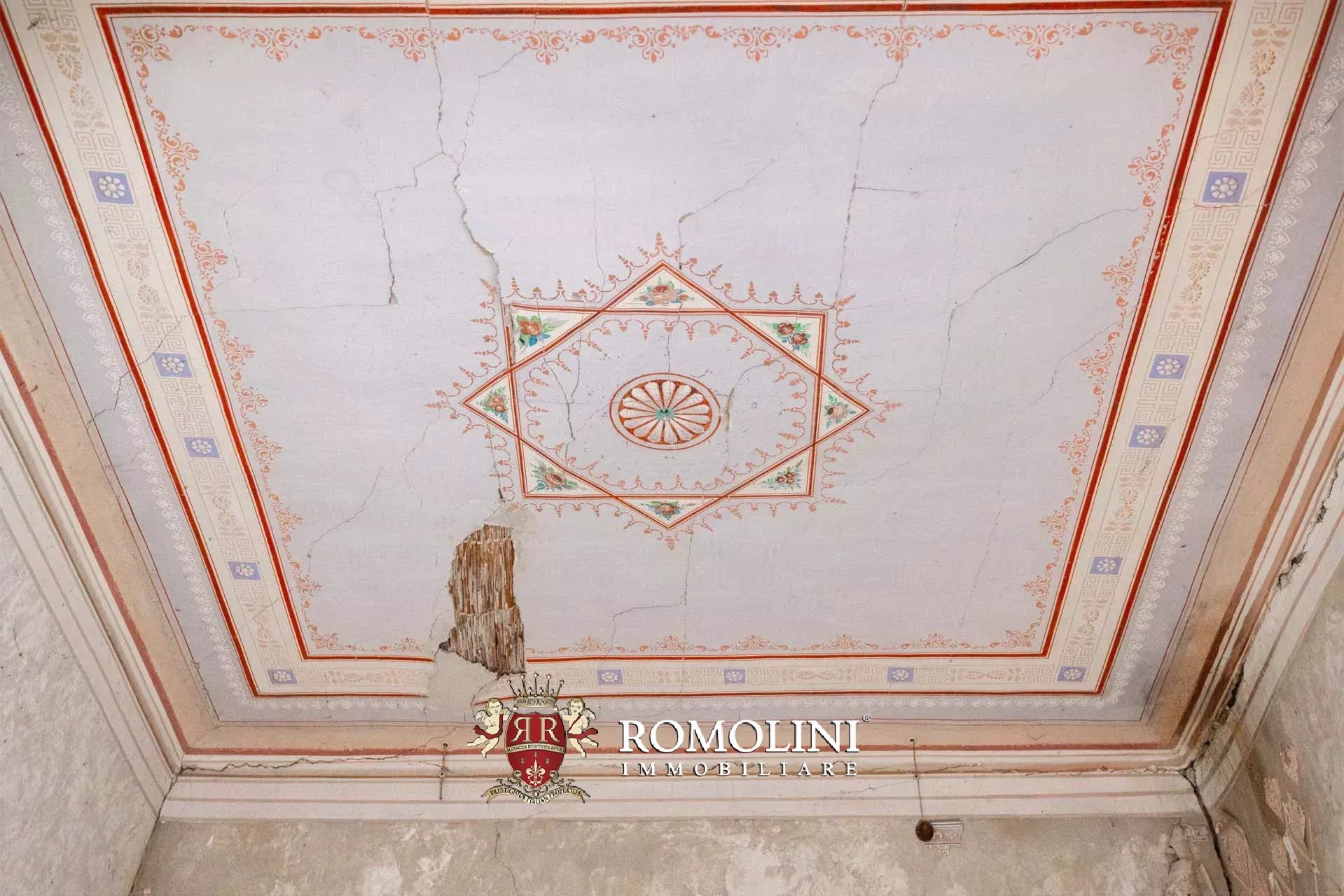 25 Bedroom Chateau's Image 33