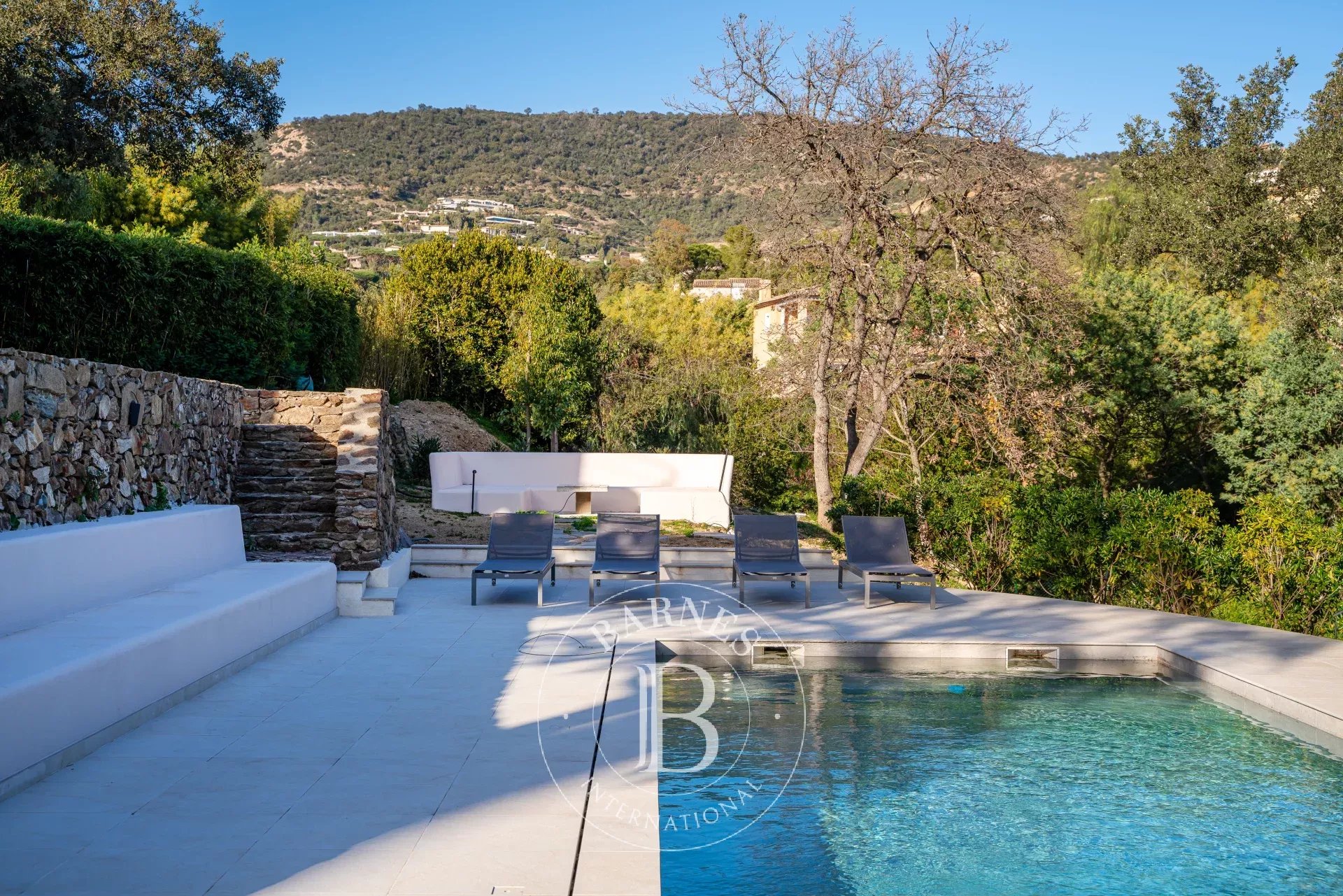 Villa Grimaud  -  ref 85628280 (picture 1)