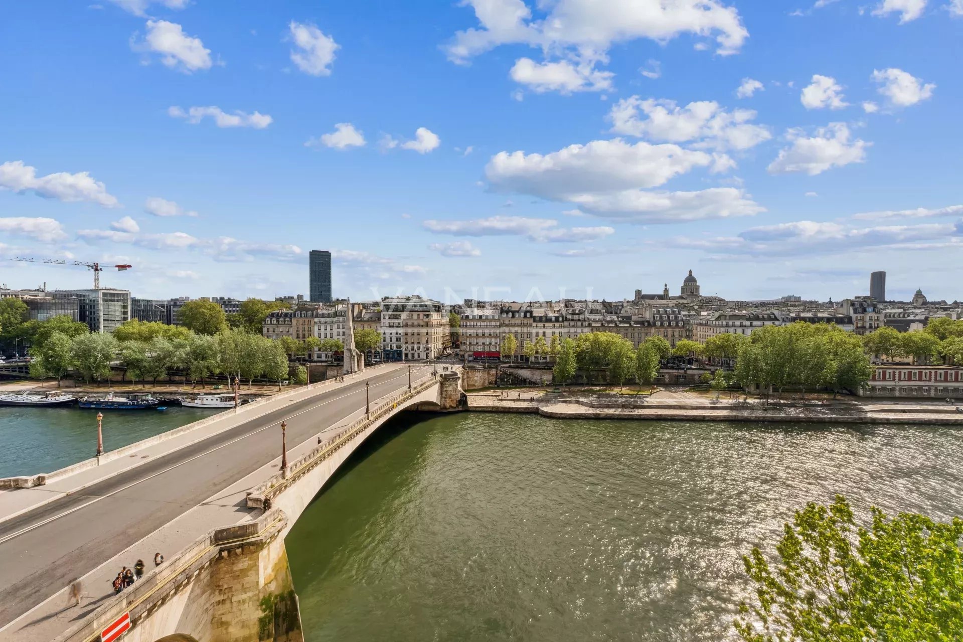 Paris IV- Ile Saint-Louis- Charmant appartement de 64m² avec vue panoramique