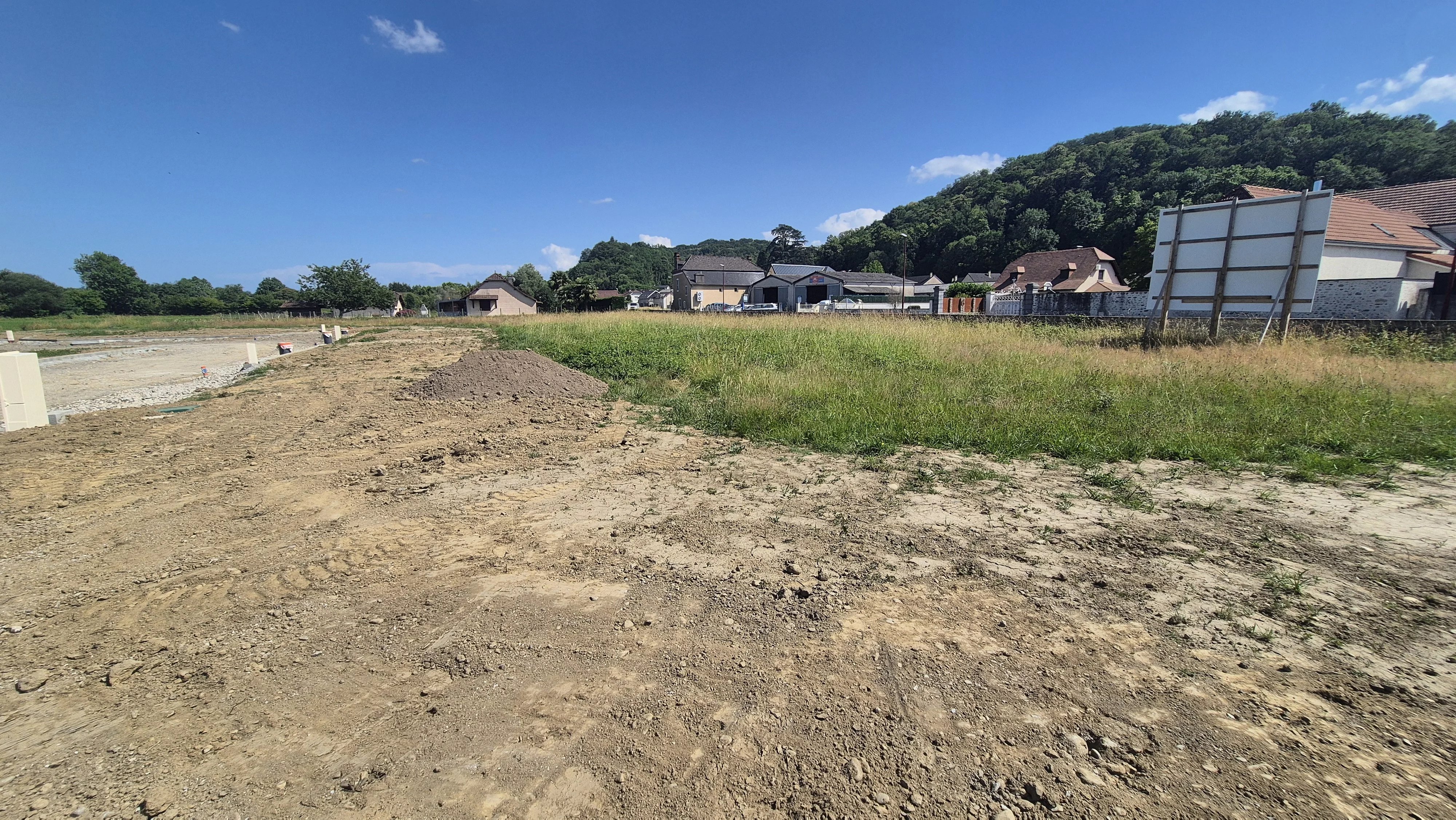 NARCASTET, A VENDRE, Terrain viabilisé de 536 m²