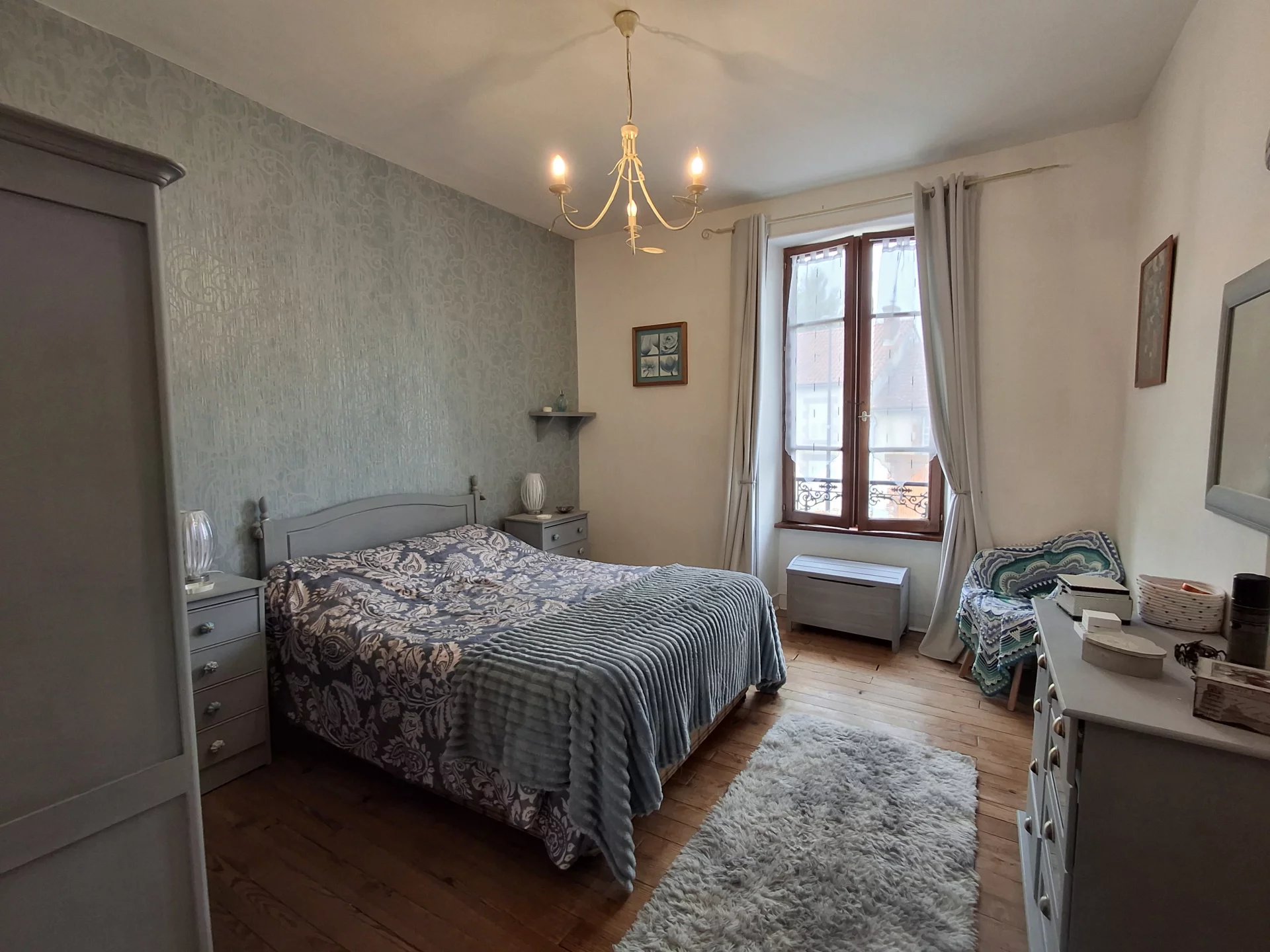 House in Val-d'Oire-et-Gartempe - Image 4