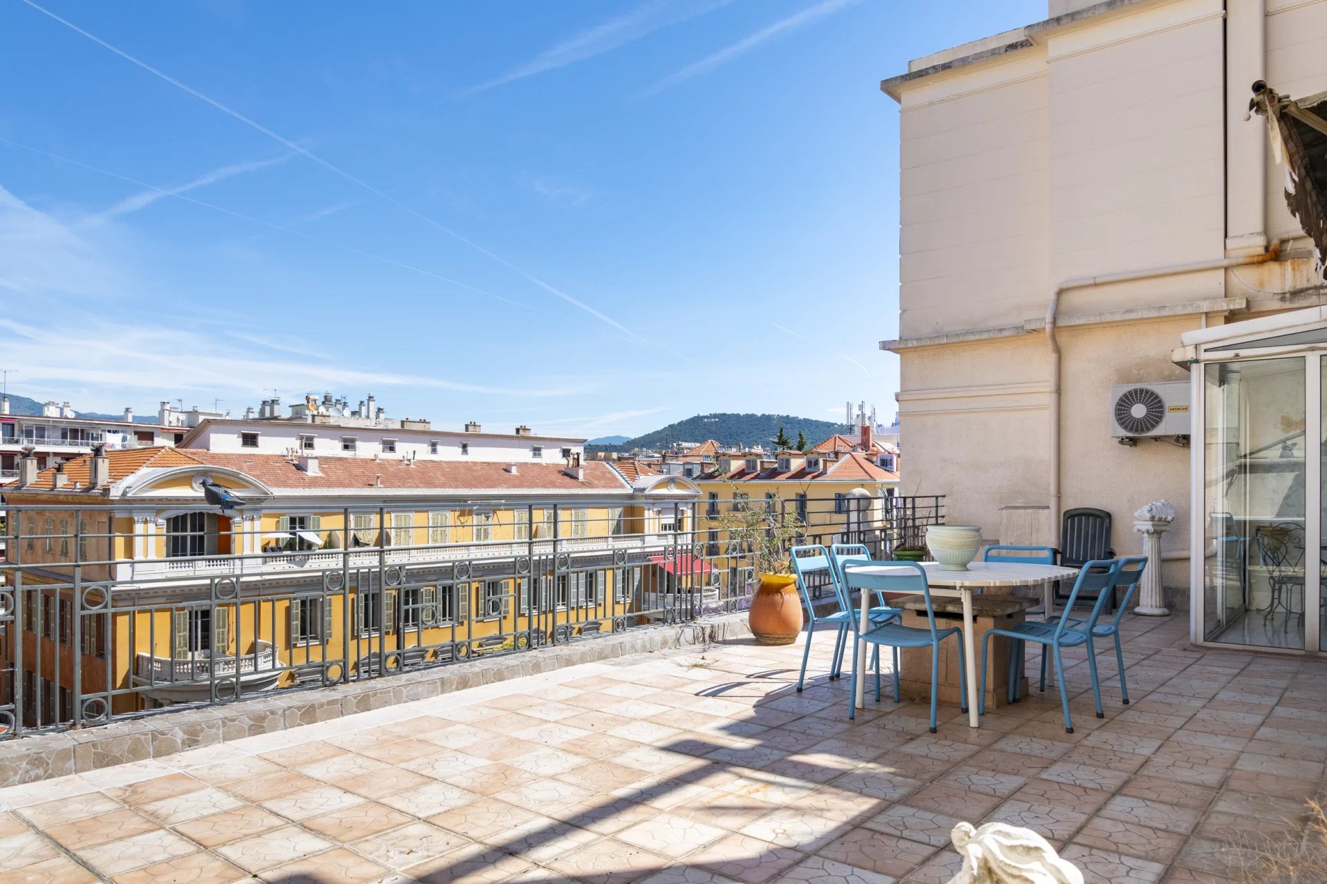 Agence immobilière de JOHN ROYCE