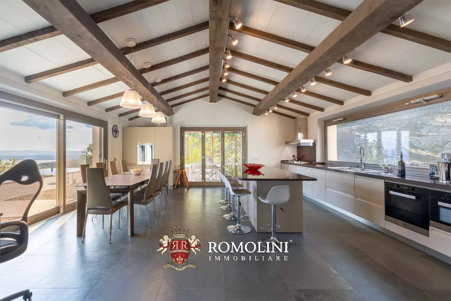 4 Bedroom Villa/Townhouse's Image 15