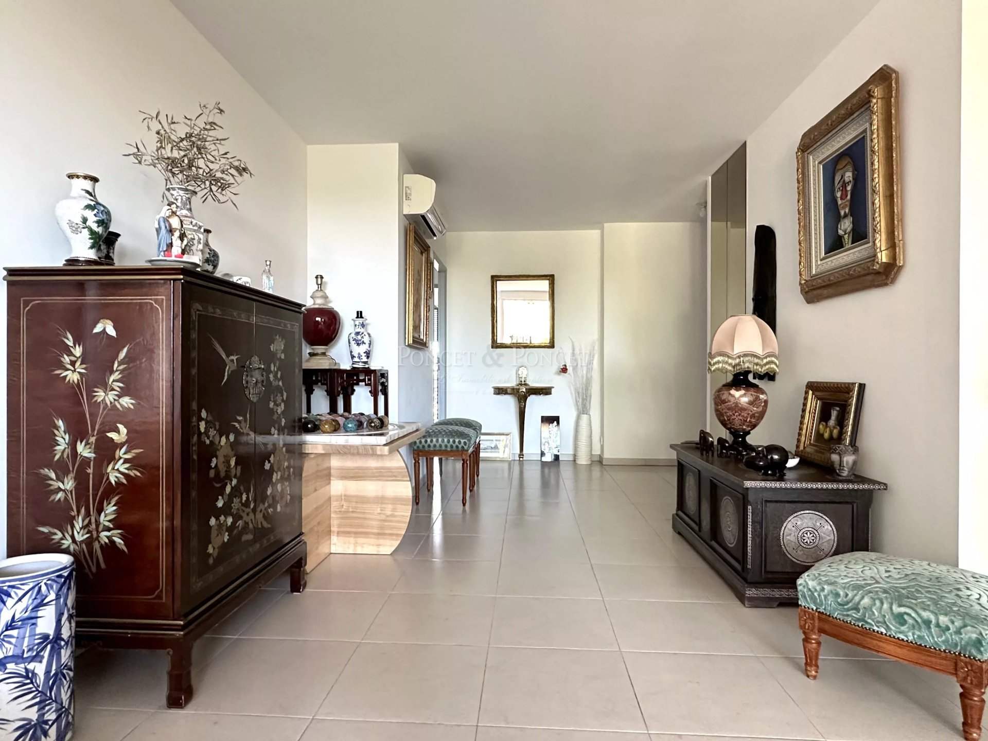 3 Bedroom Apartment/Flat's Image 8