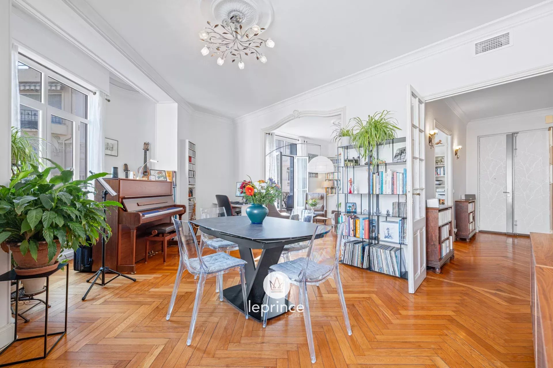 Agence immobilière de 