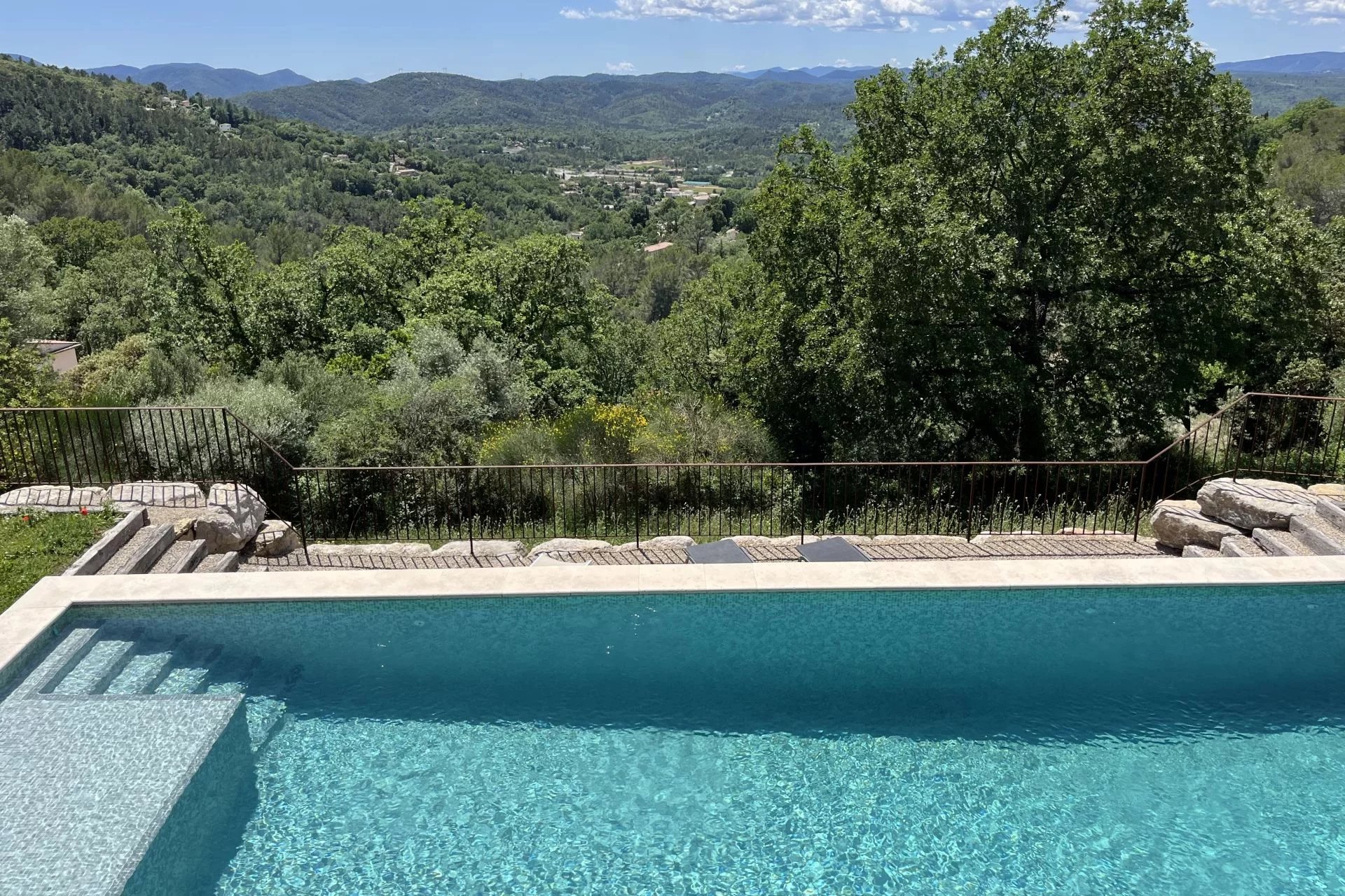 5 bedroom villa with fantastic views - Montauroux 5 bedroom villa with fantastic views - Montauroux