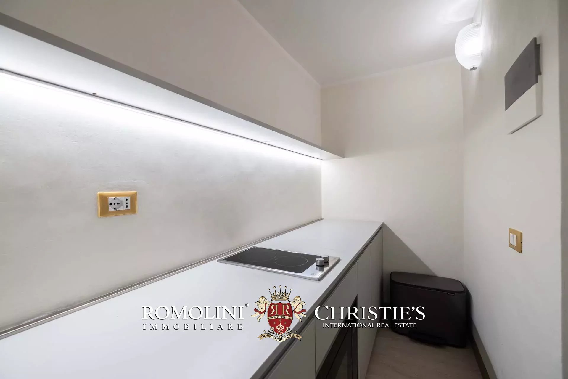 16 Bedroom Villa/Townhouse's Image 153