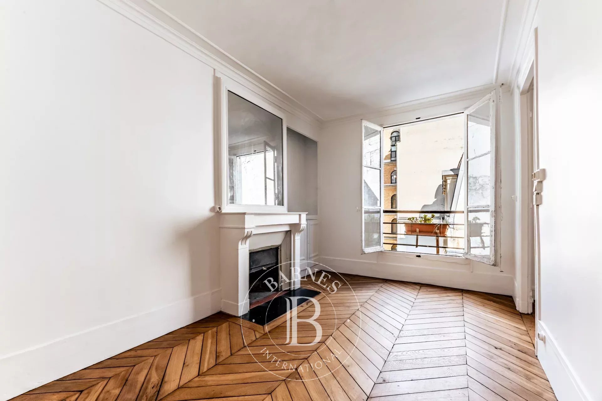 Daire Paris 8ème - picture 5