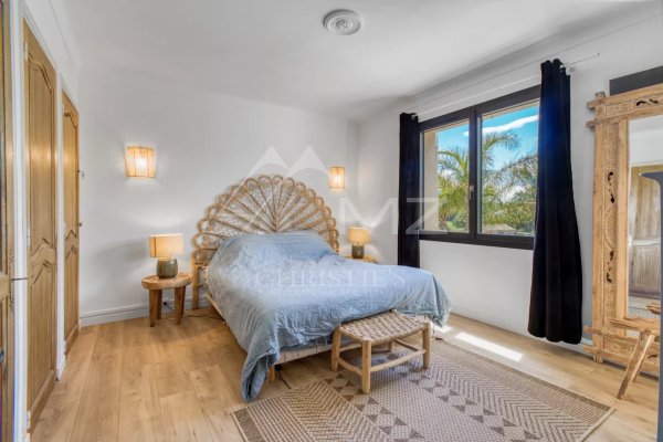 Luxury Family Villa in Grimaud with View of the Historic Castle — photo 7