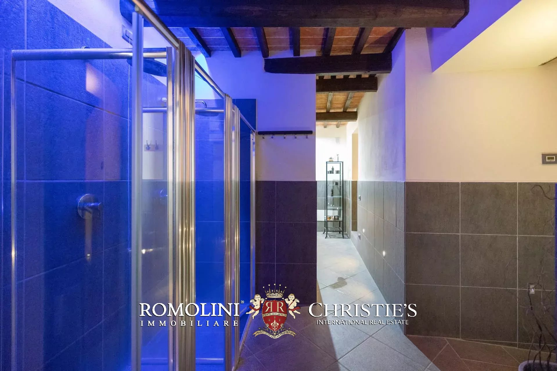 14 Bedroom Villa/Townhouse's Image 39