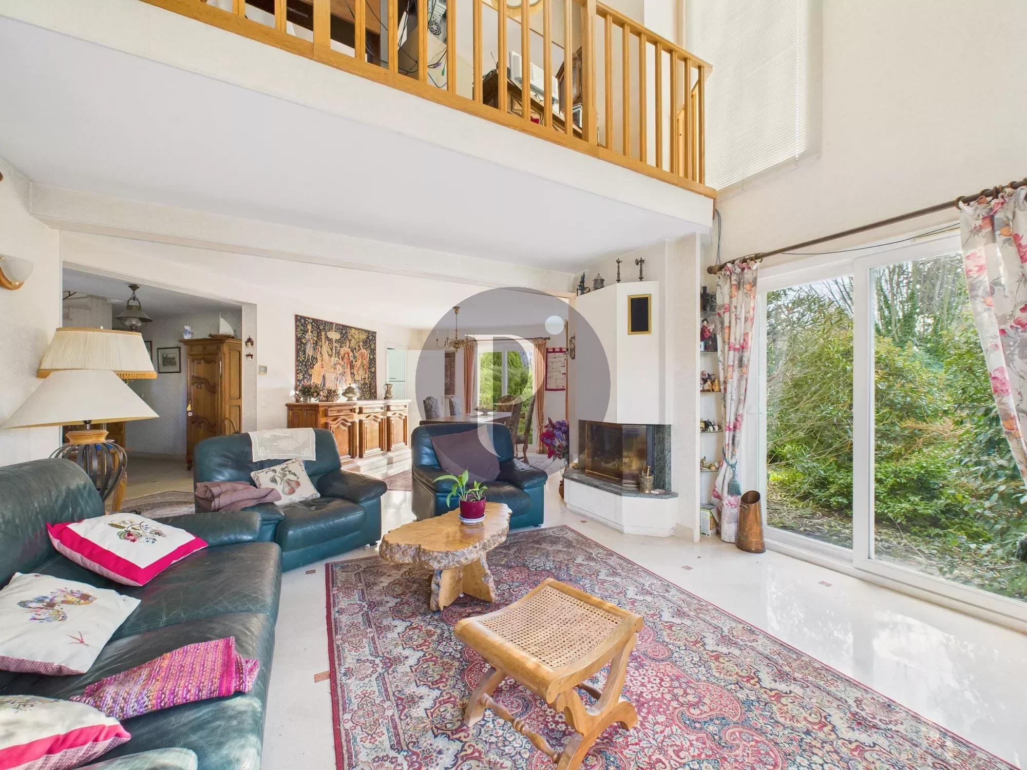 vente-maison-7-pieces-verrieres-le-buisson-86615579