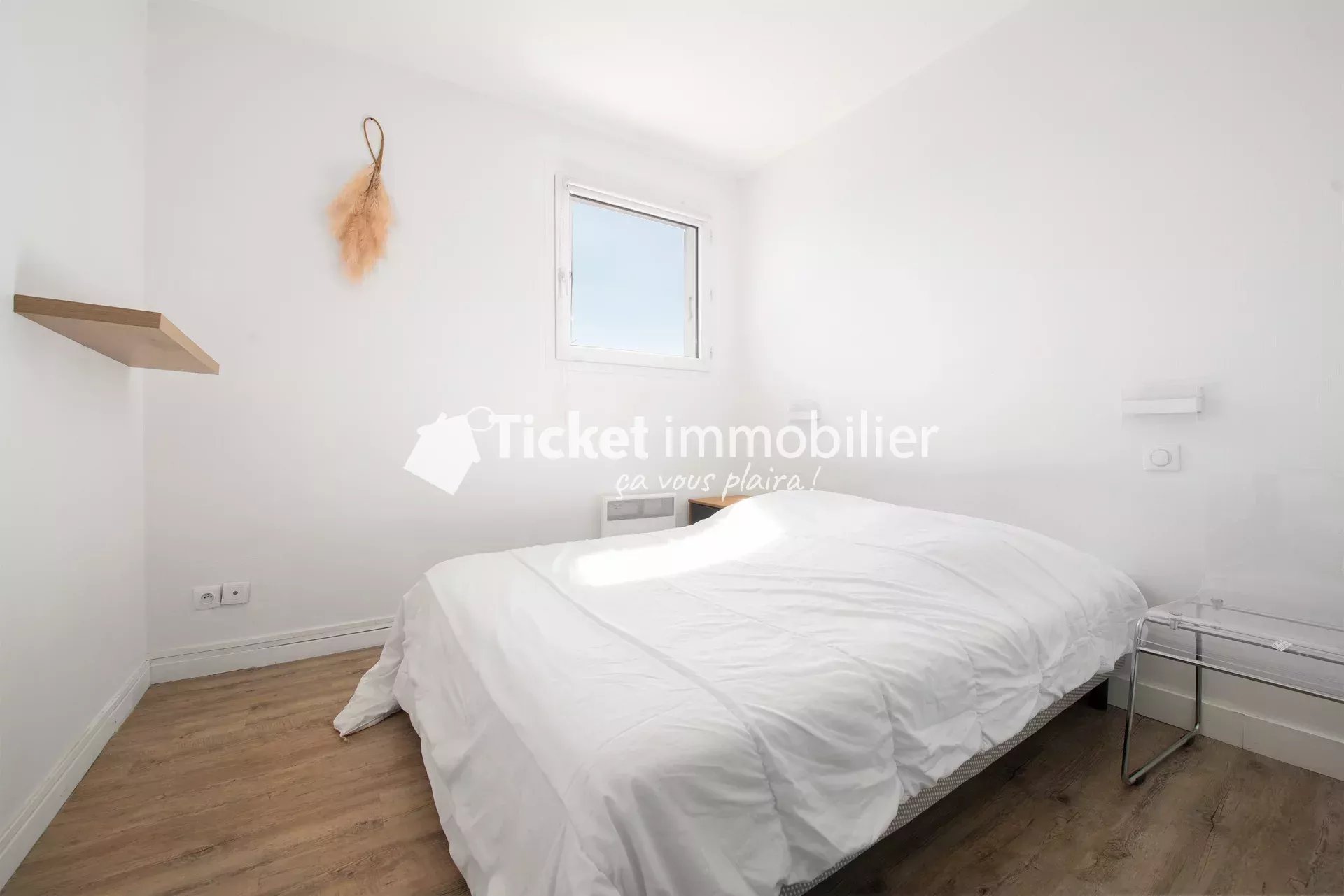 APPARTEMENT T2 45m2 BORDEROUGE - ENTIÈREMENT RÉNOVÉ - CLIMATISATION - BALCON - PARKING PRIVATIF ETC ... — photo 5