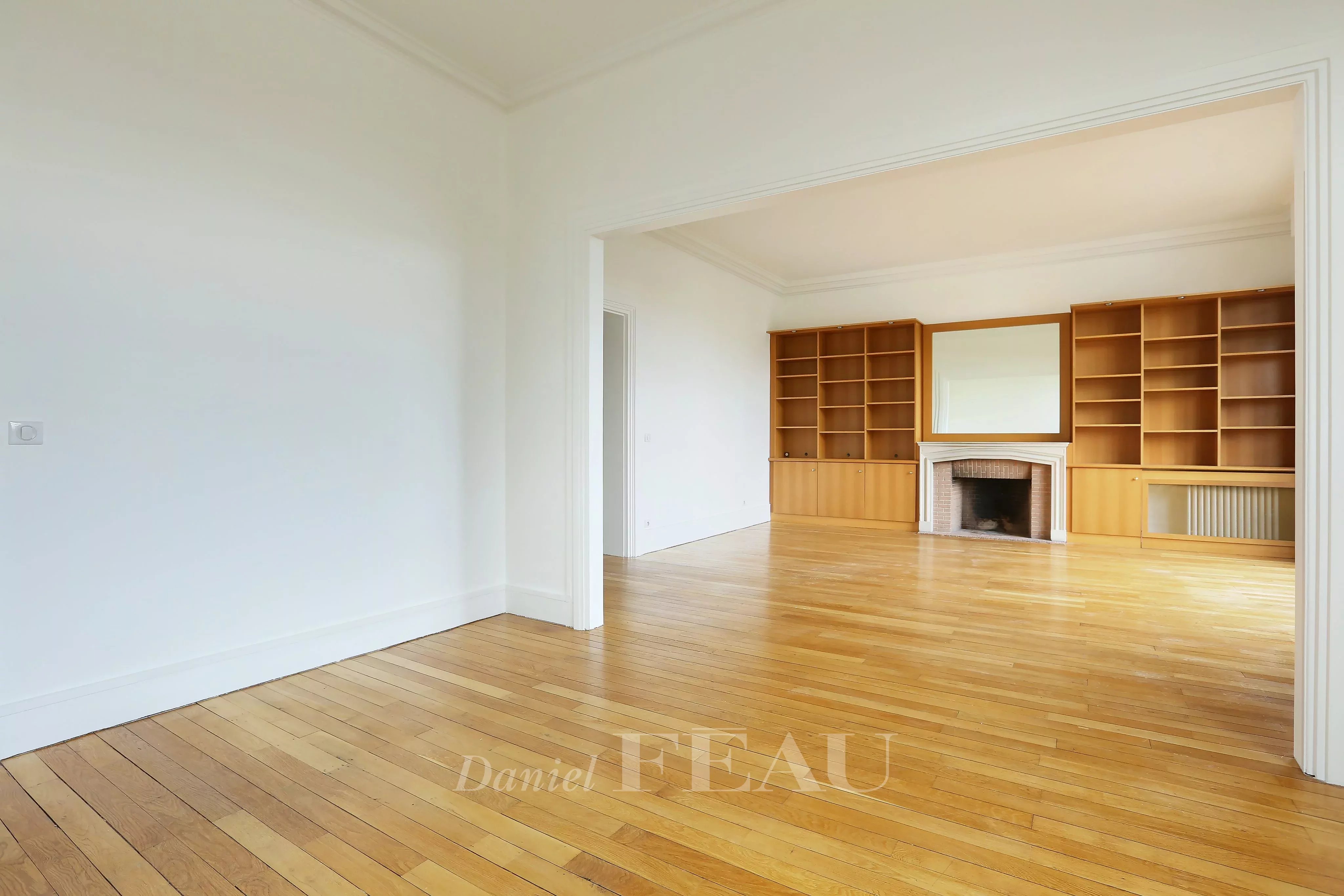 Rental Apartment Neuilly-sur-Seine