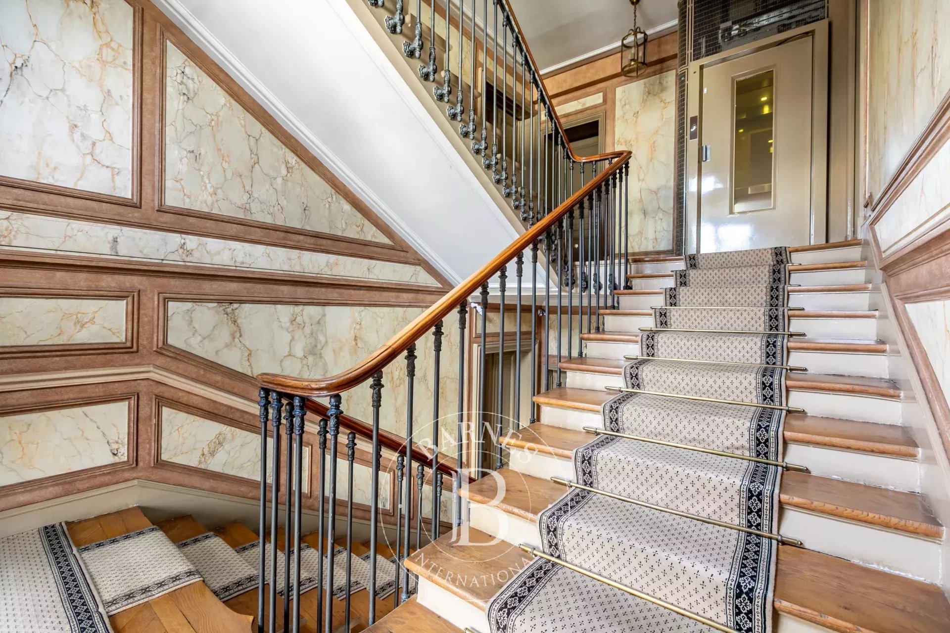 Daire Paris 8ème - picture 15