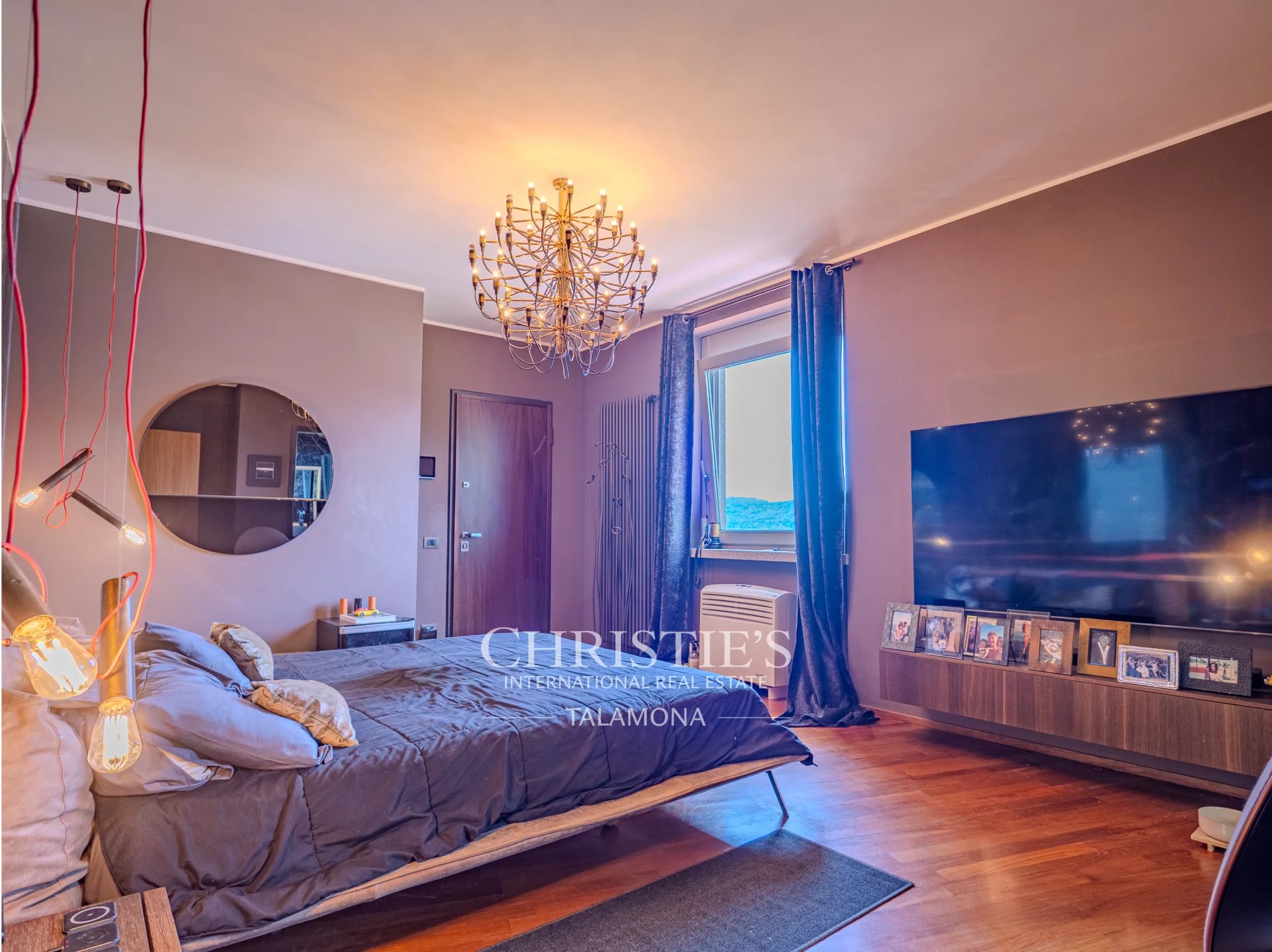 6 Bedroom Villa/Townhouse's Image 24
