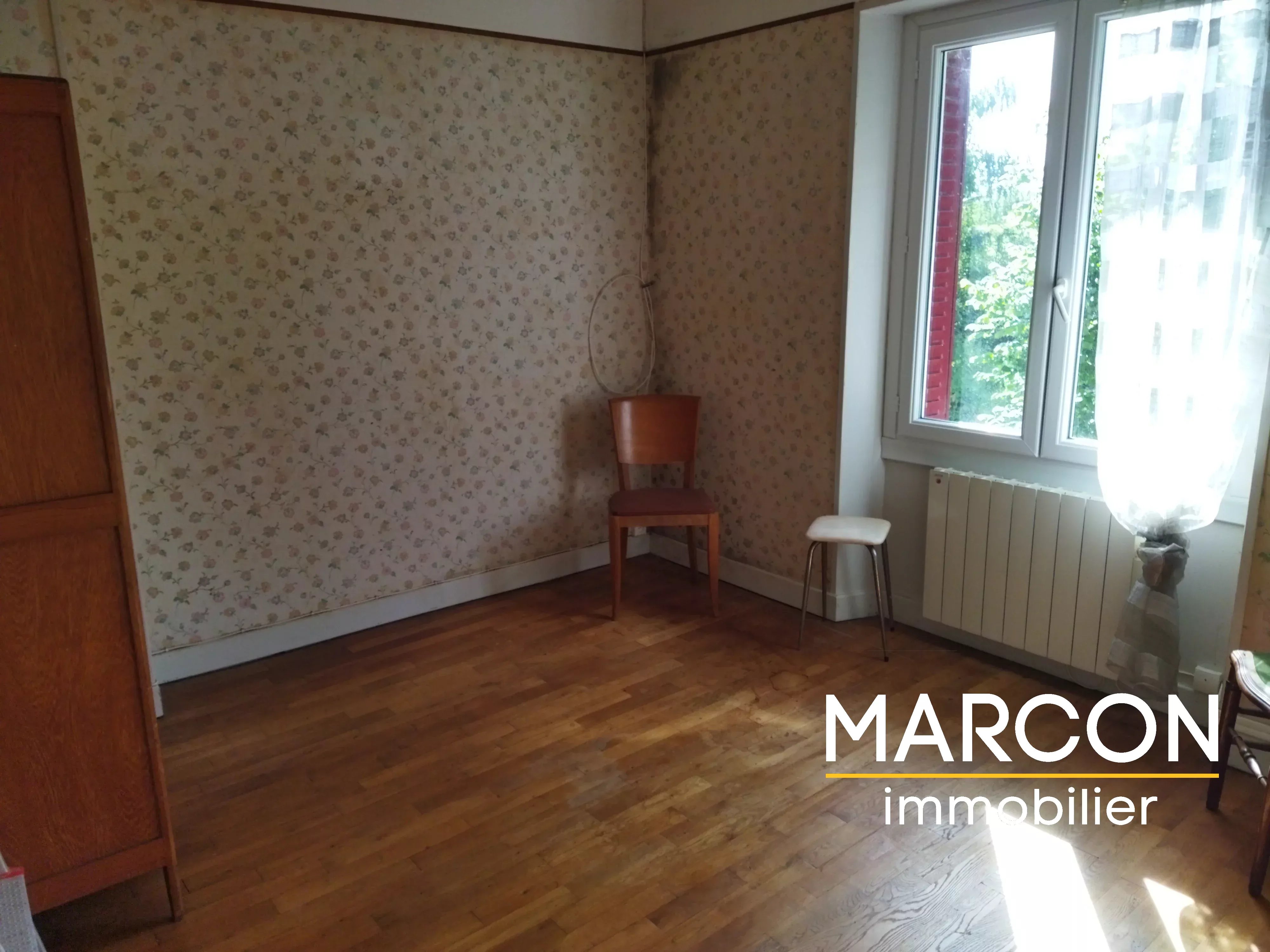 BELLE MAISON EN PIERRES entre GUERET et BOURGANEUF