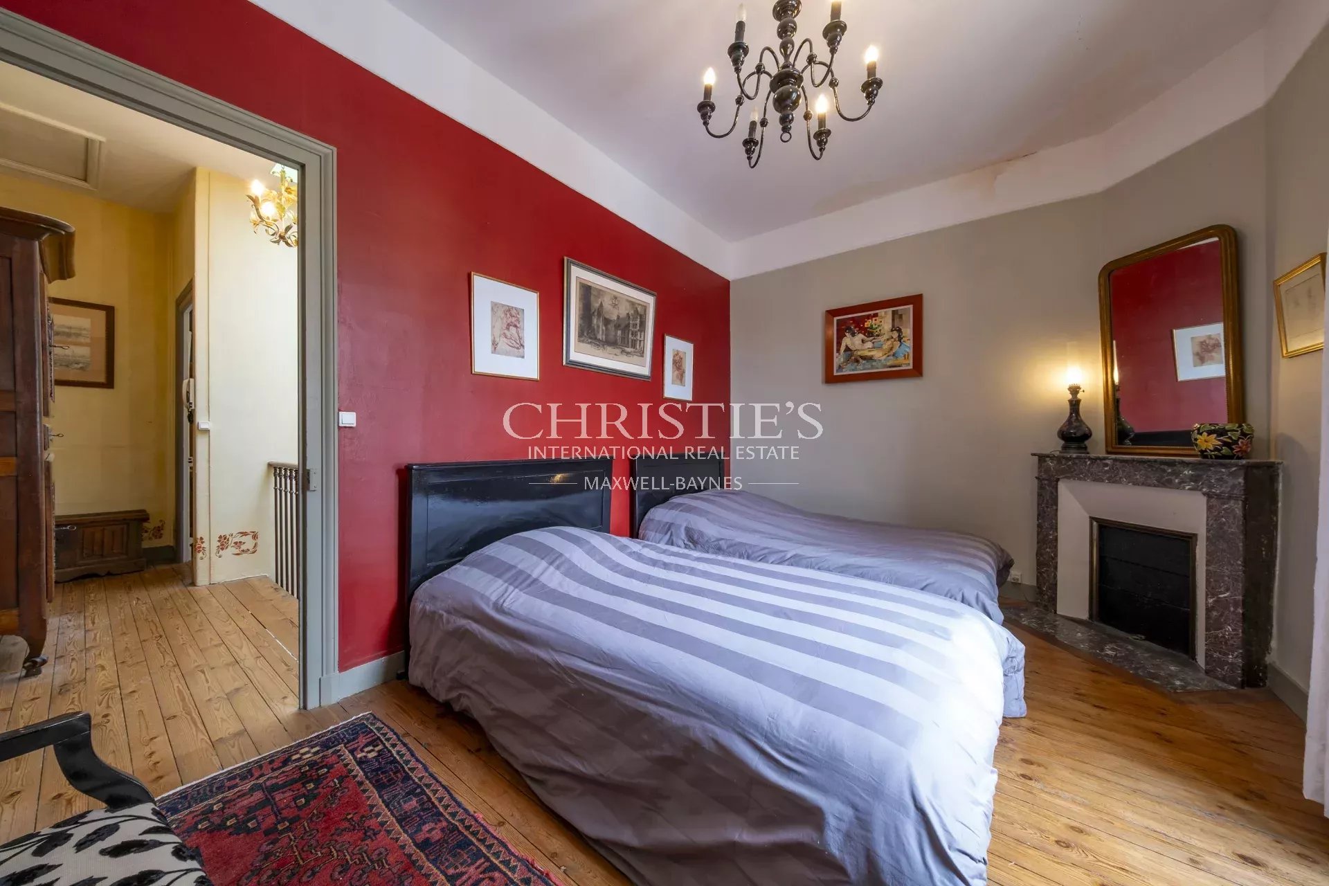 5 Bedroom Villa/Townhouse's Image 17