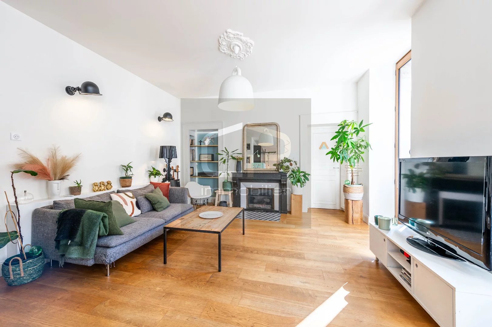 Appartement T3 à vendre à Annecy centre  Proche lac  72 m²  Balcon  Cave