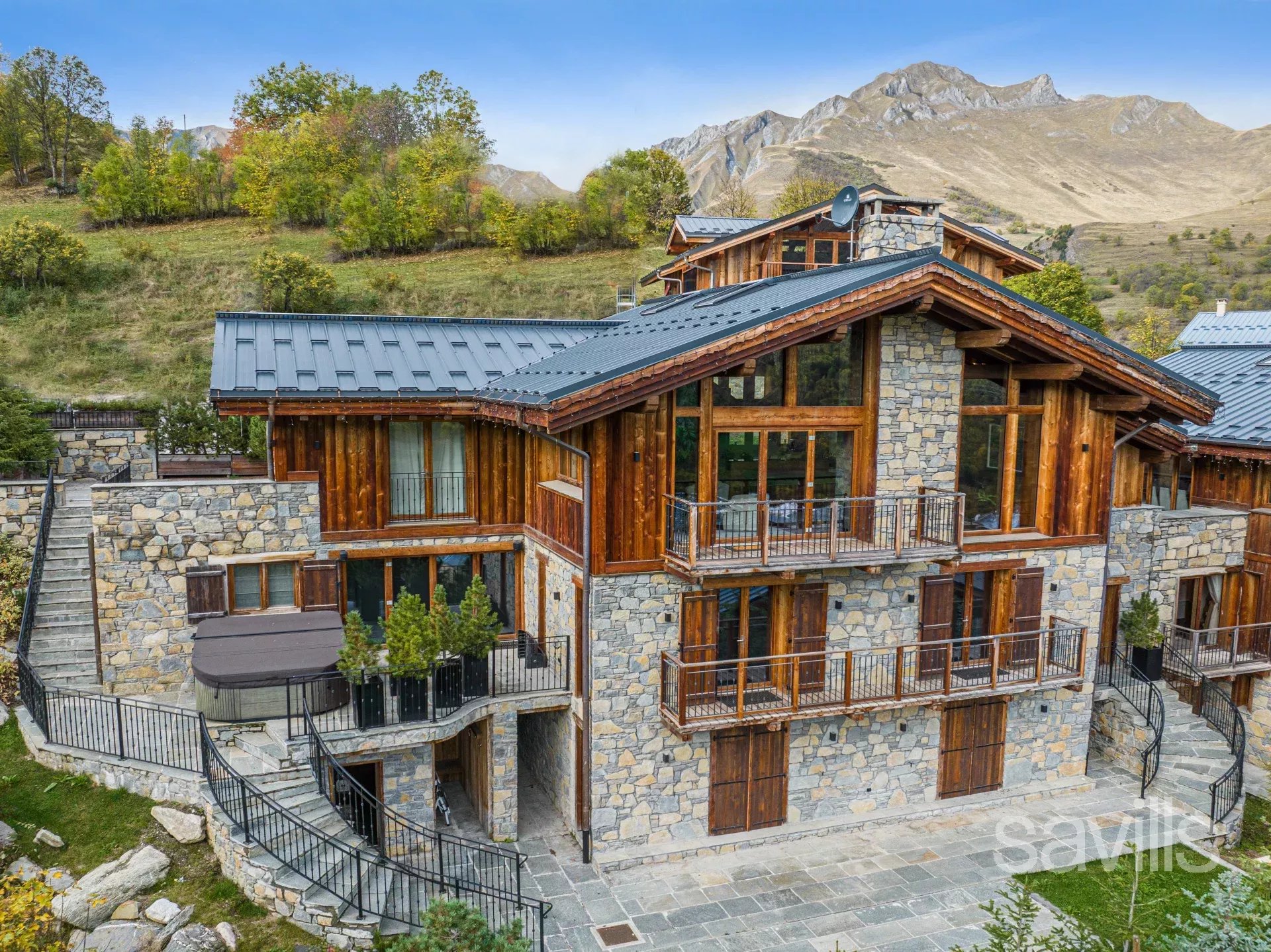 Magnificent typical valley chalet