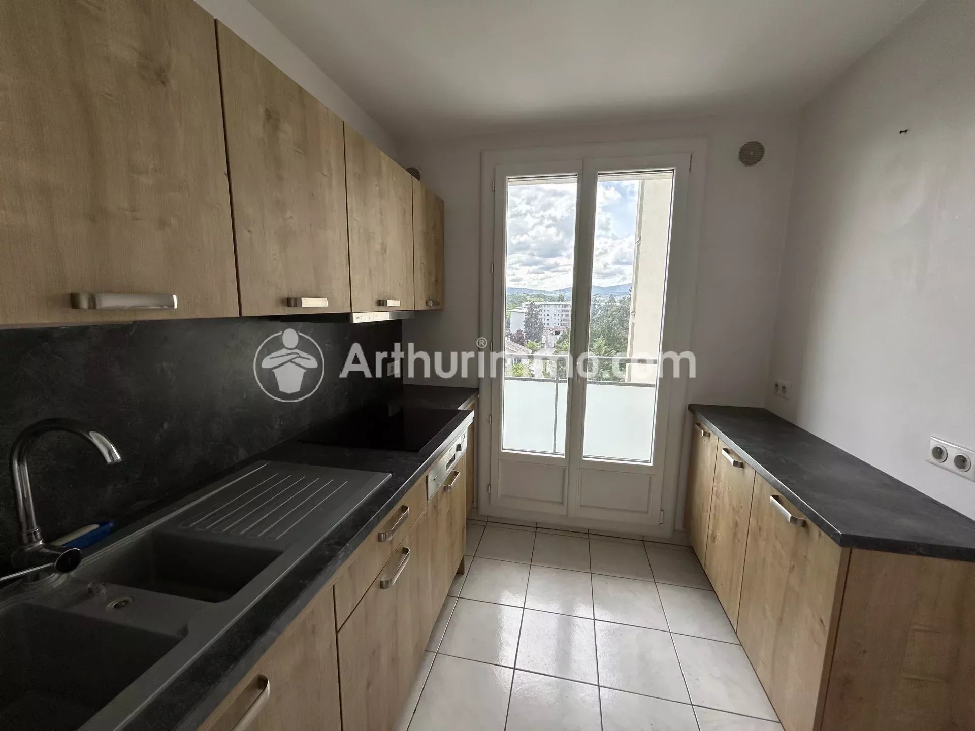 Appartement T3 + Balcons - VILLEFRANCHE SUR SAONE