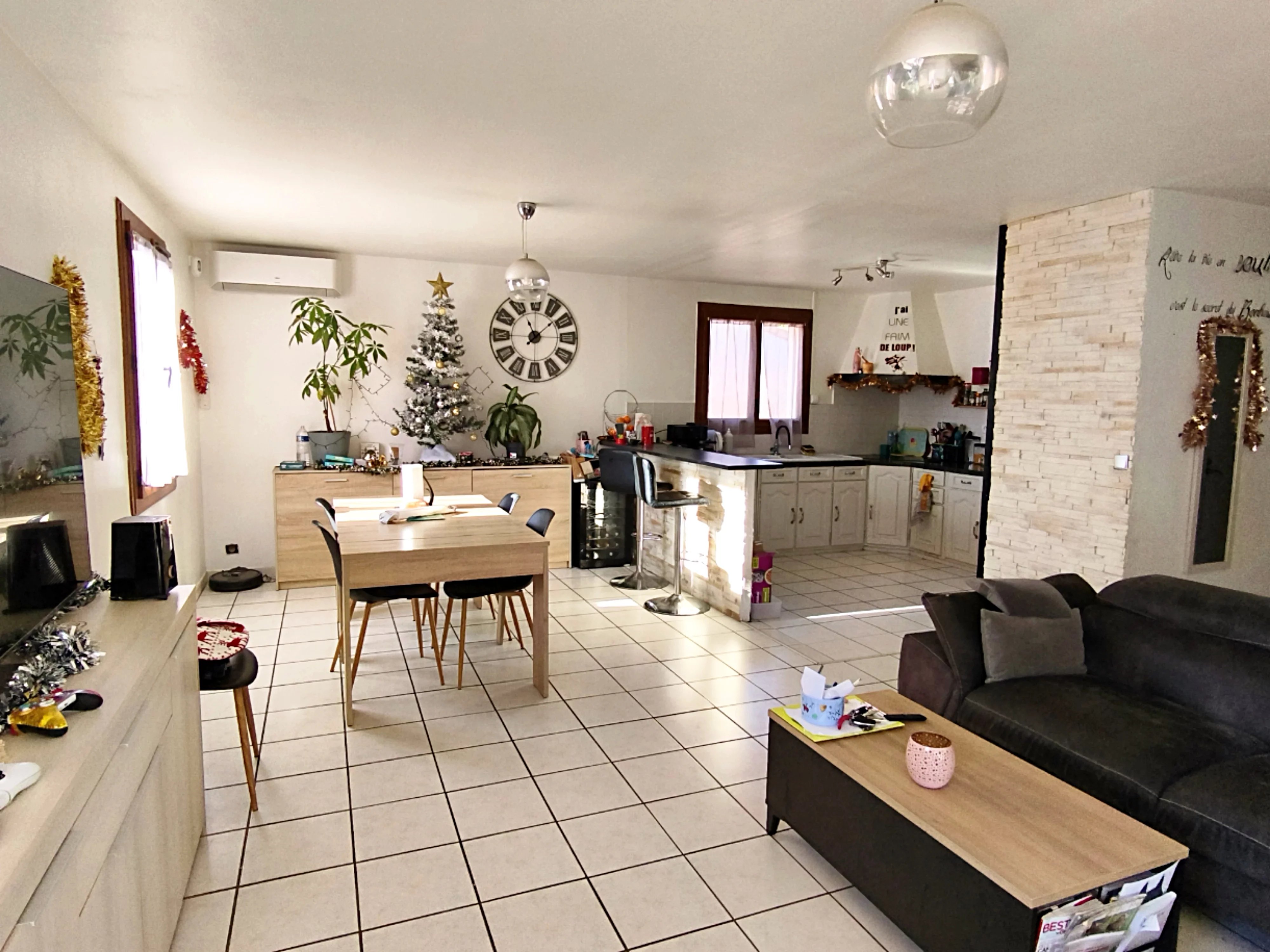 Agence immobilière de 