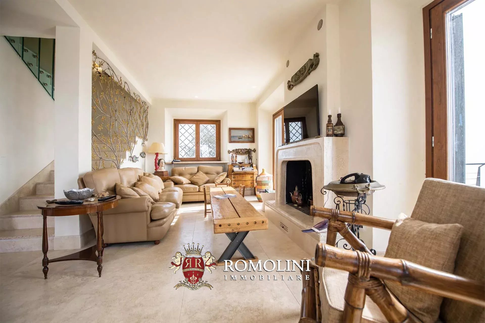 5 Bedroom Villa/Townhouse's Image 41
