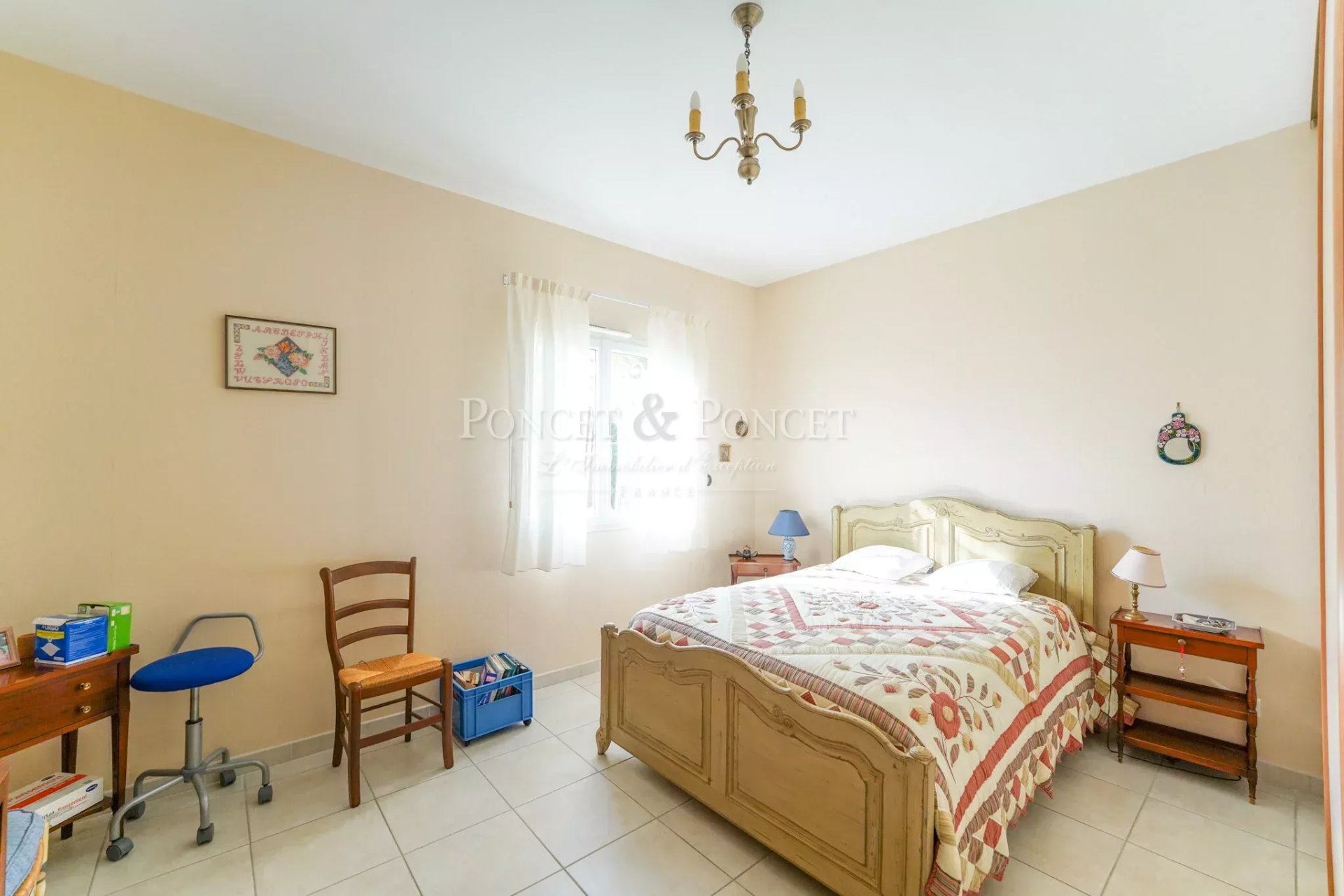 6 Bedroom Villa/Townhouse's Image 7
