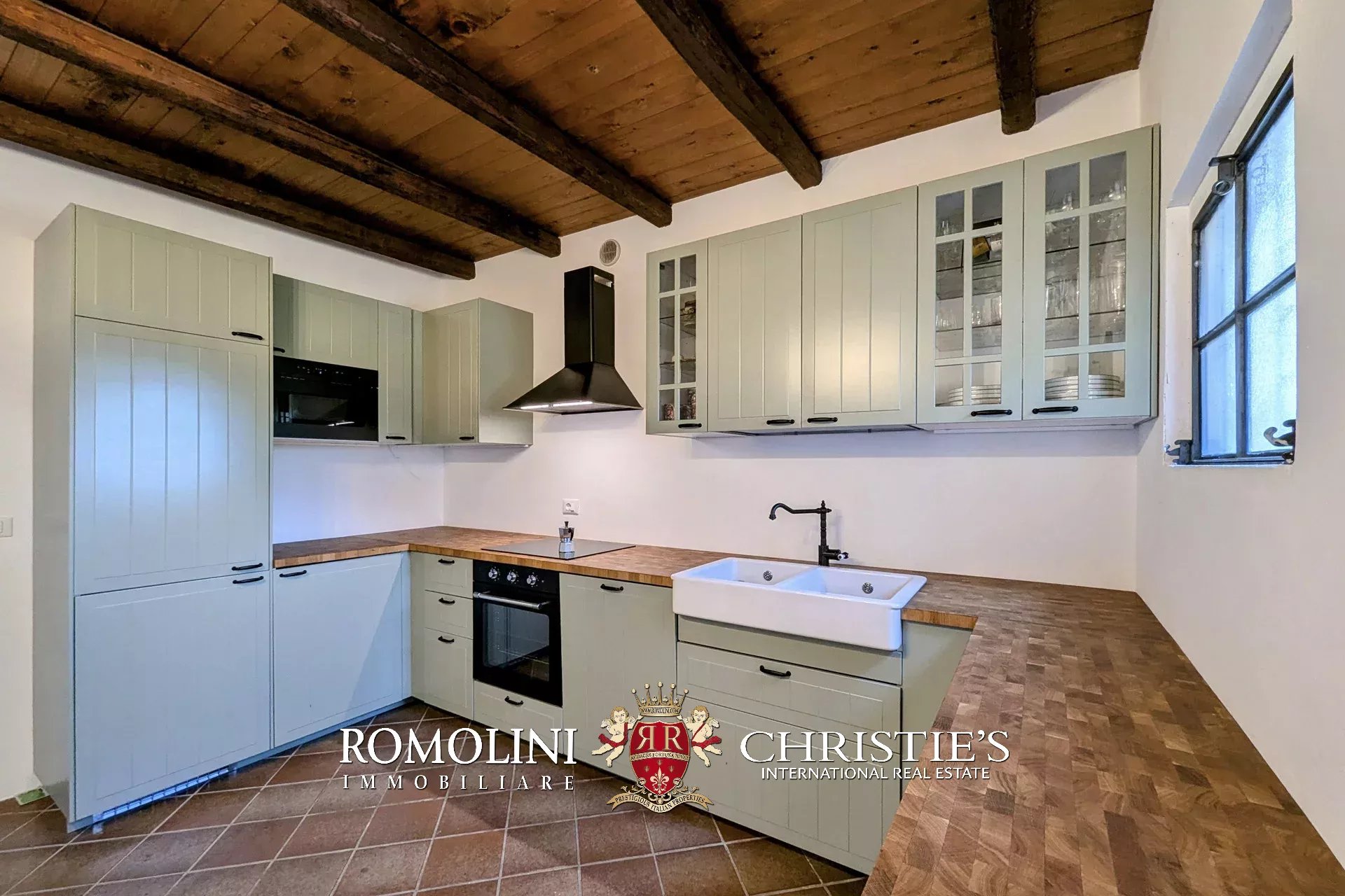 3 Bedroom Villa/Townhouse's Image 35