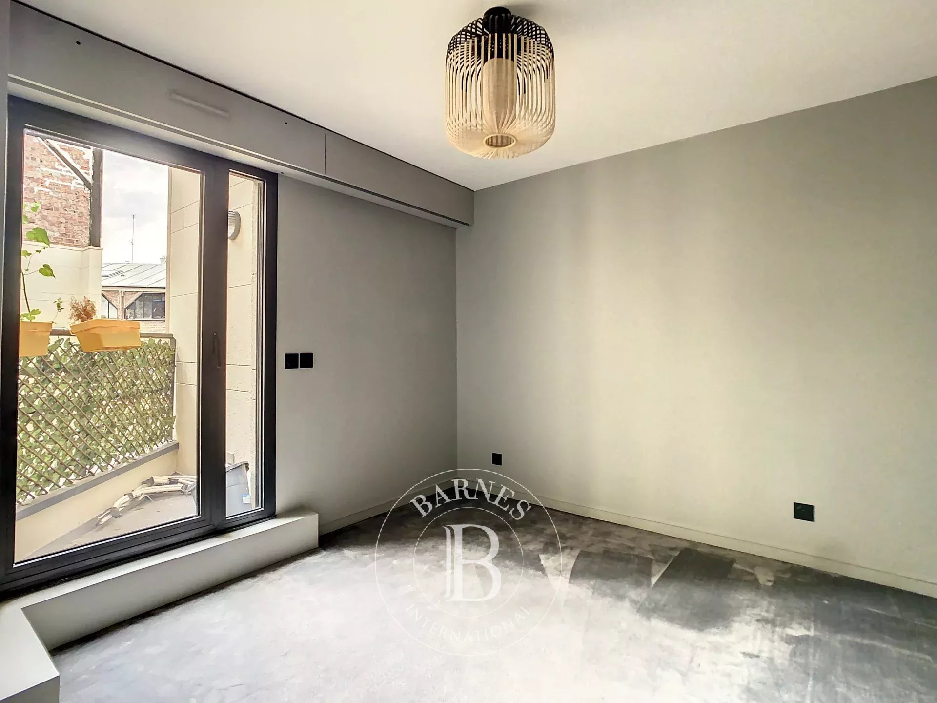 Daire Paris 18ème - picture 12