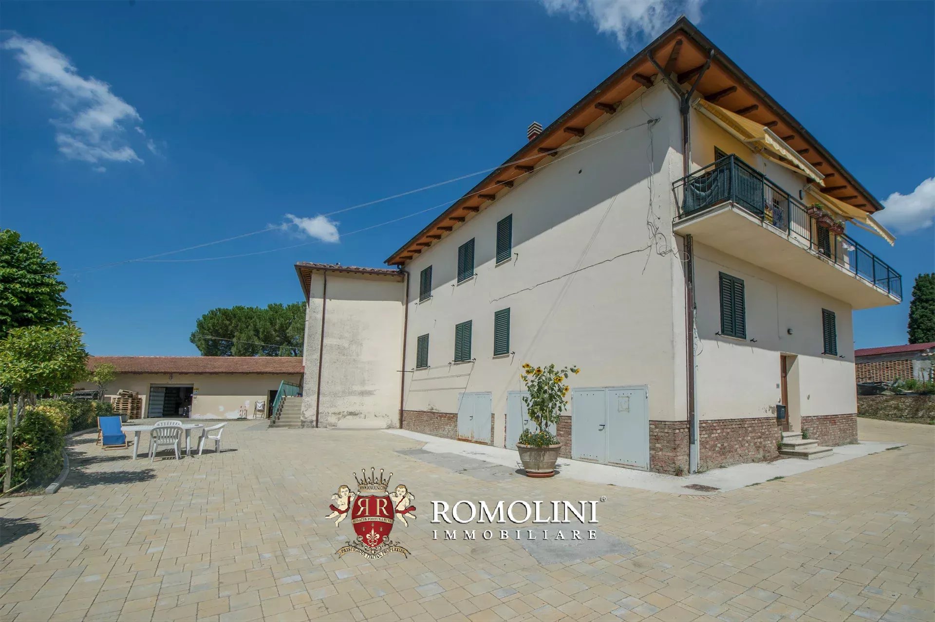 5 Bedroom Vineyard's Image 17
