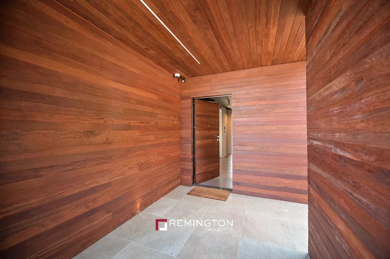 5 Bedroom Villa/Townhouse's Image 37