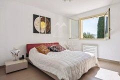 Exceptional Villa with Olive Grove – Grasse / Near Opio — photo 6 of 7