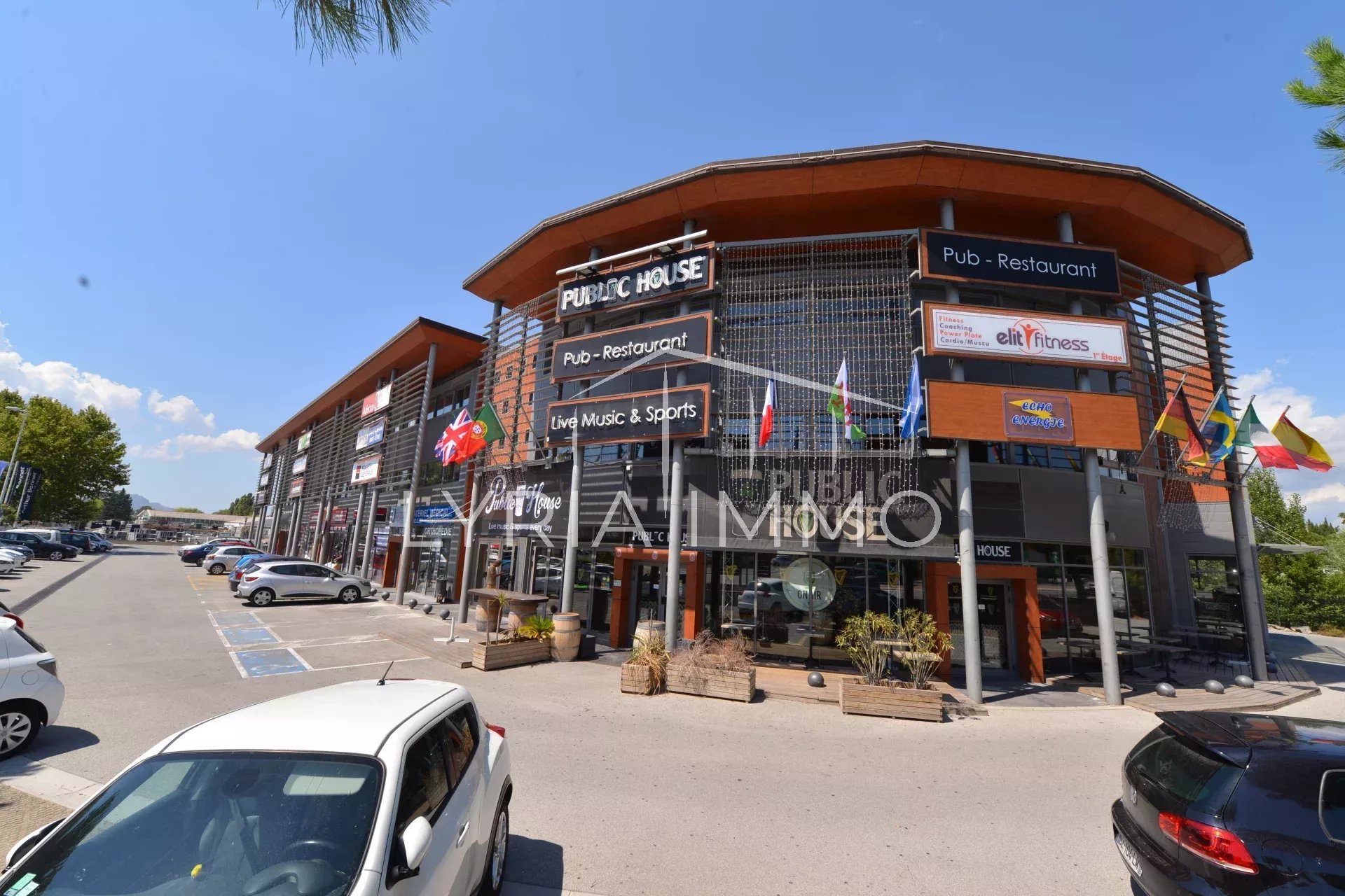 Agence immobilière de 