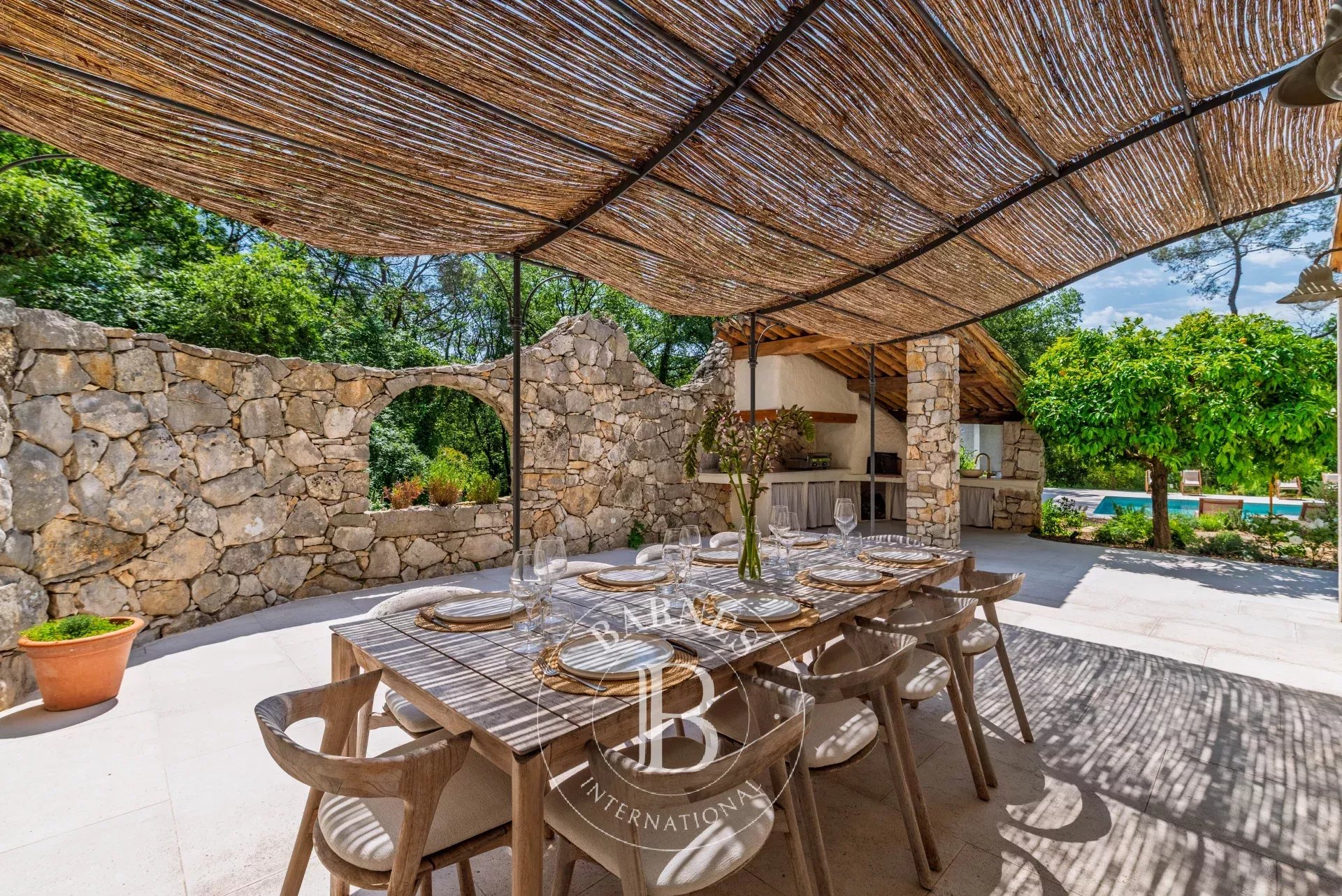 Roquefort les Pins - Exceptional property in a peaceful environment - picture 4