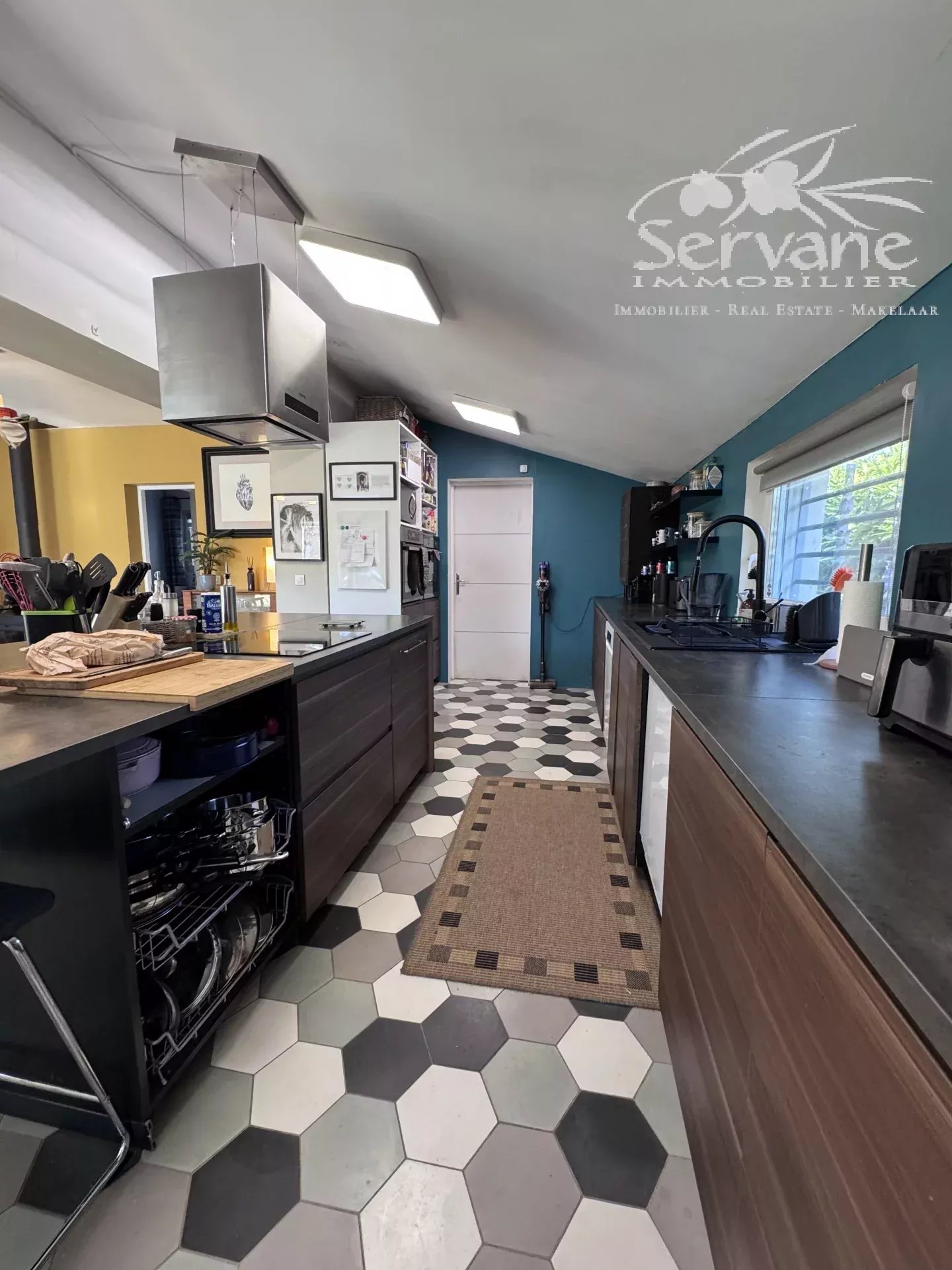 ENTRECASTEAUX RENOVATED VILLA